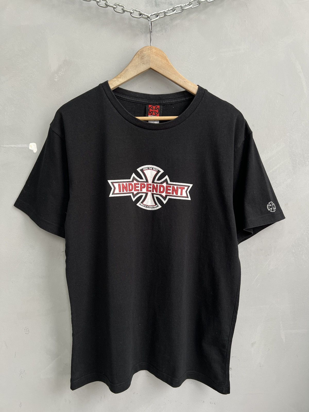 Independent Truck Co. Independent skater boxy fit t shirt y2k Size US L / EU 52-54 / 3 - 1 Thumbnail