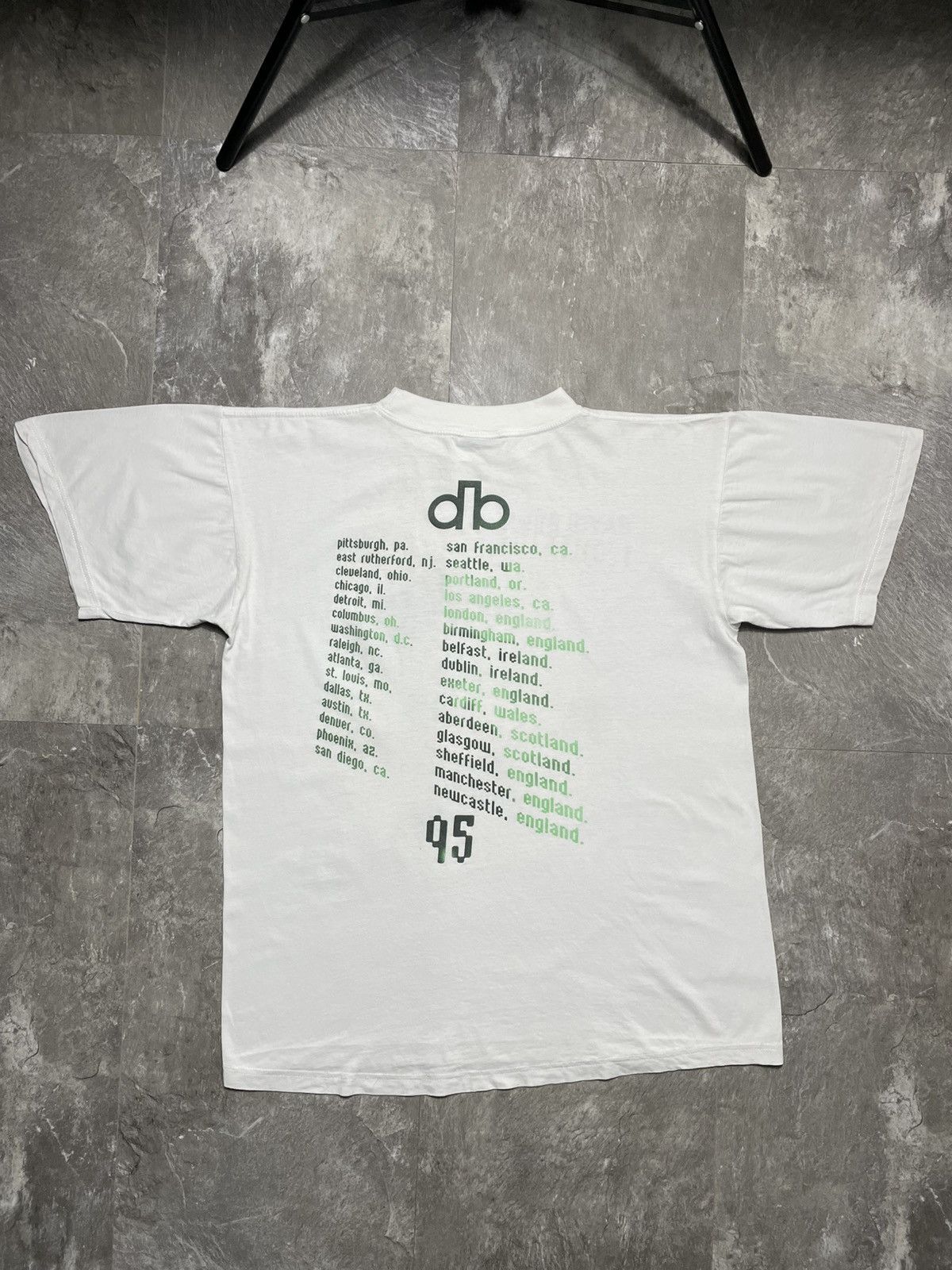 Band Tees David Bowie 1995 World Tour Vintage Concert T-Shirt Rare Art Size US L / EU 52-54 / 3 - 7 Thumbnail