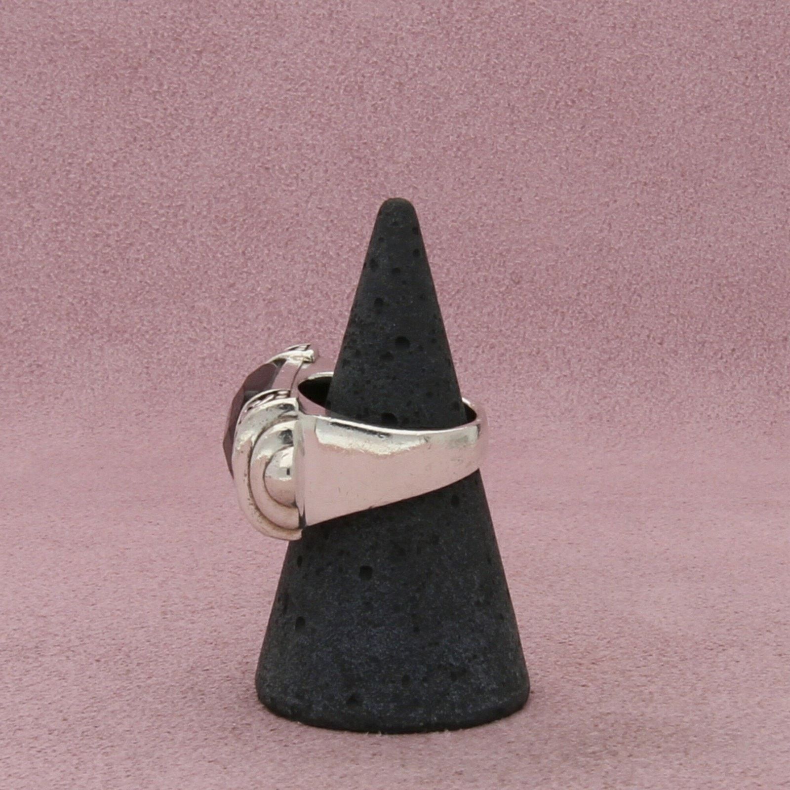 Sterling Silver sterling silver chunky faceted purple cz ring size 6.5 Size ONE SIZE - 4 Thumbnail