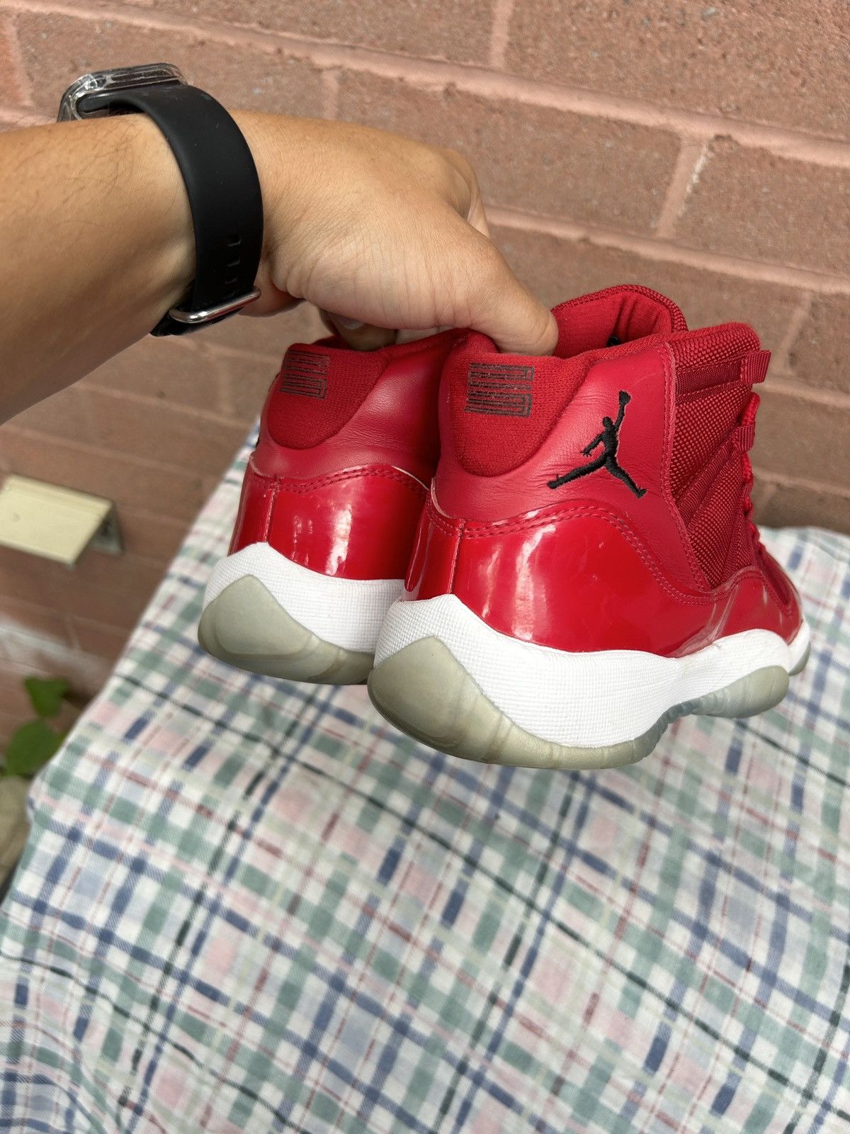 Jordan Brand × Nike Air Jordan 11 Retro Win Like 96 Size US 5 / EU 37 - 4 Thumbnail