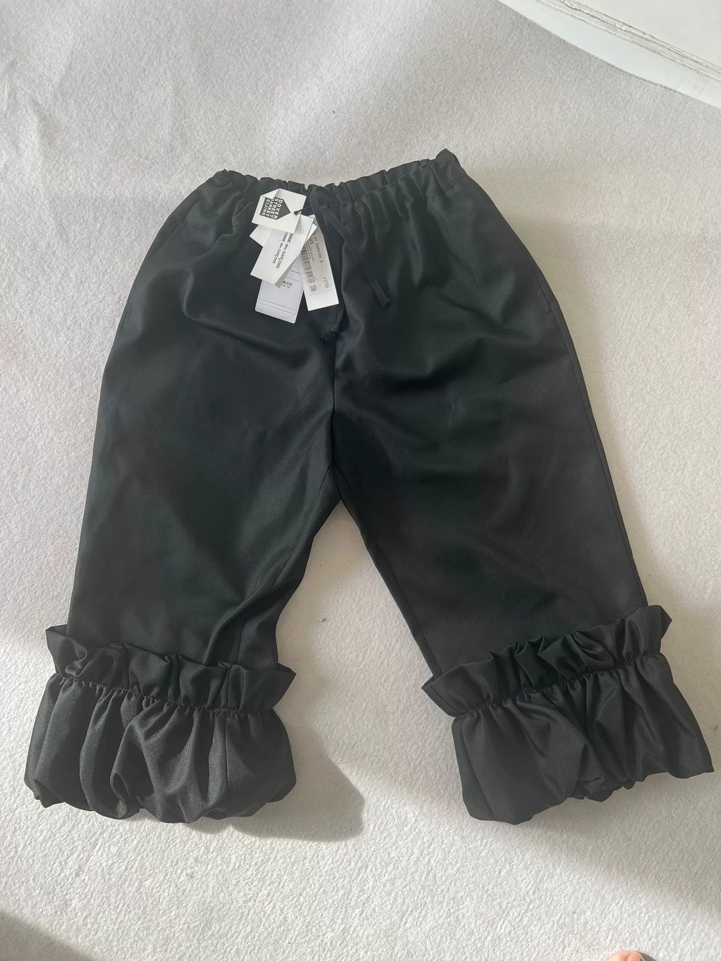 Comme des Garcons Comme des Garcons CDG 24 Ruffle Black Pants Size US 29 - 1 Thumbnail