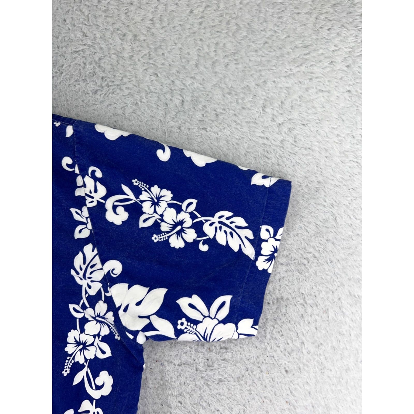 Vintage VINTAGE Hawaiian Shirt Adult Large Blue White Floral Lucent Embroidery IT Tele Size US L / EU 52-54 / 3 - 2 Thumbnail