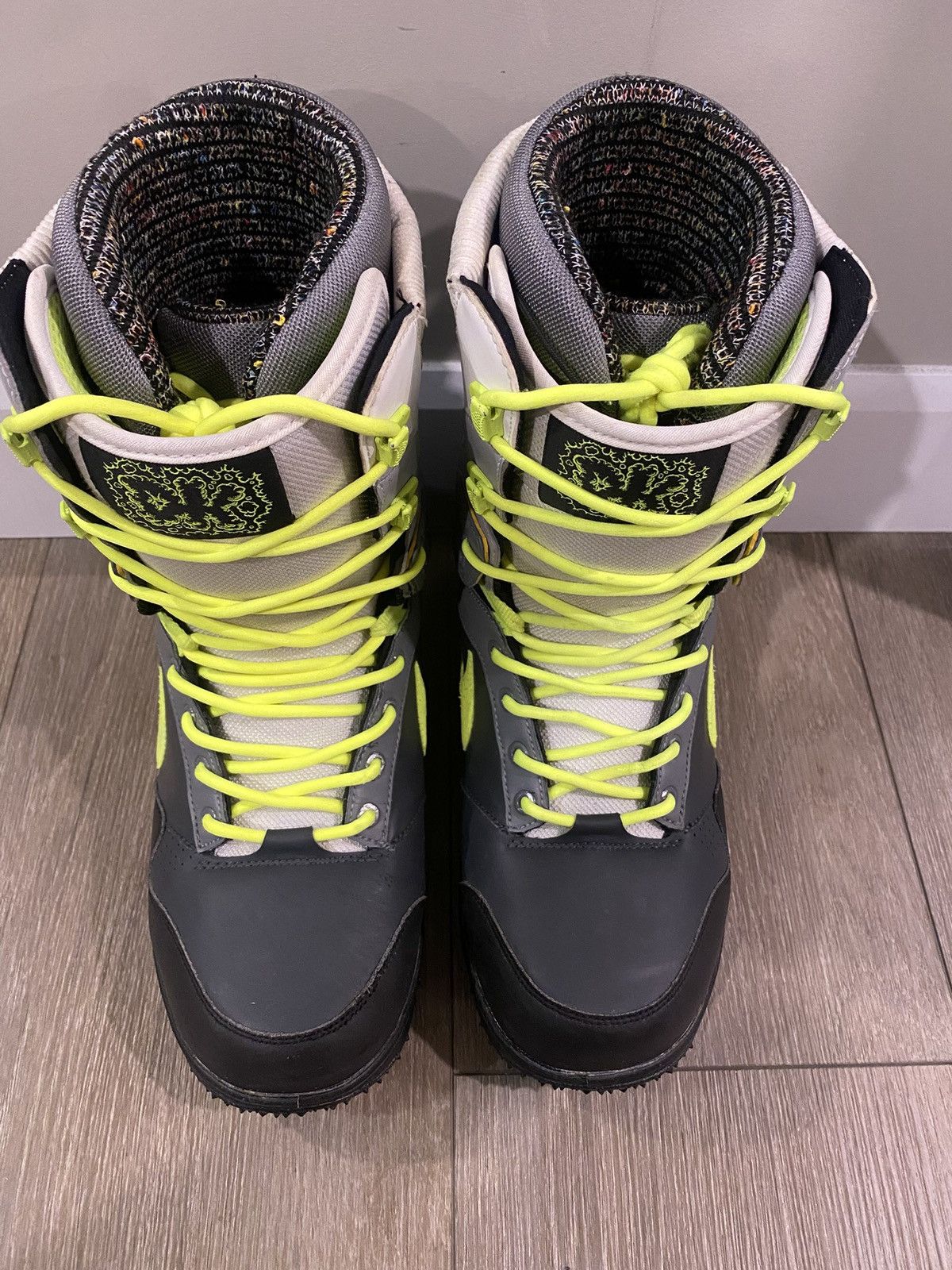Nike Nike Zoom DK Danny Kass Snowboard Boots “Neon” White / Grey Size US 9 / EU 42 - 7 Thumbnail