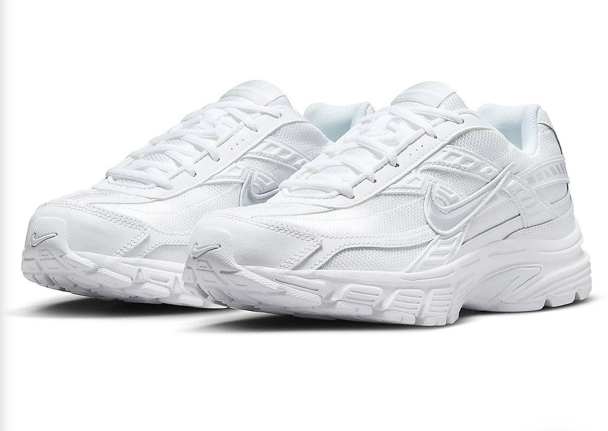 Nike Initiator