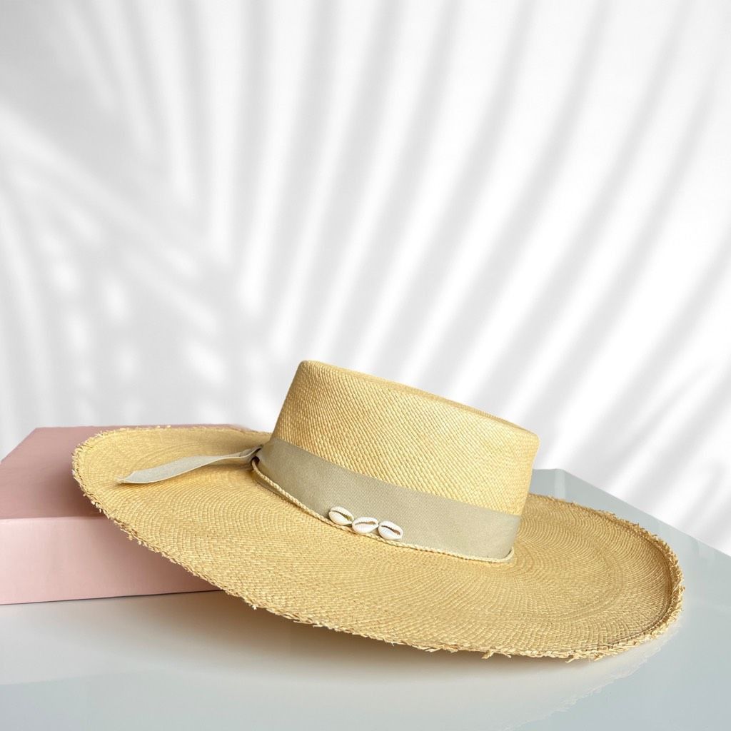 Other SENSI STUDIO Cordovez Hat with Seashells in Beige & Cream Size ONE SIZE - 1 Thumbnail