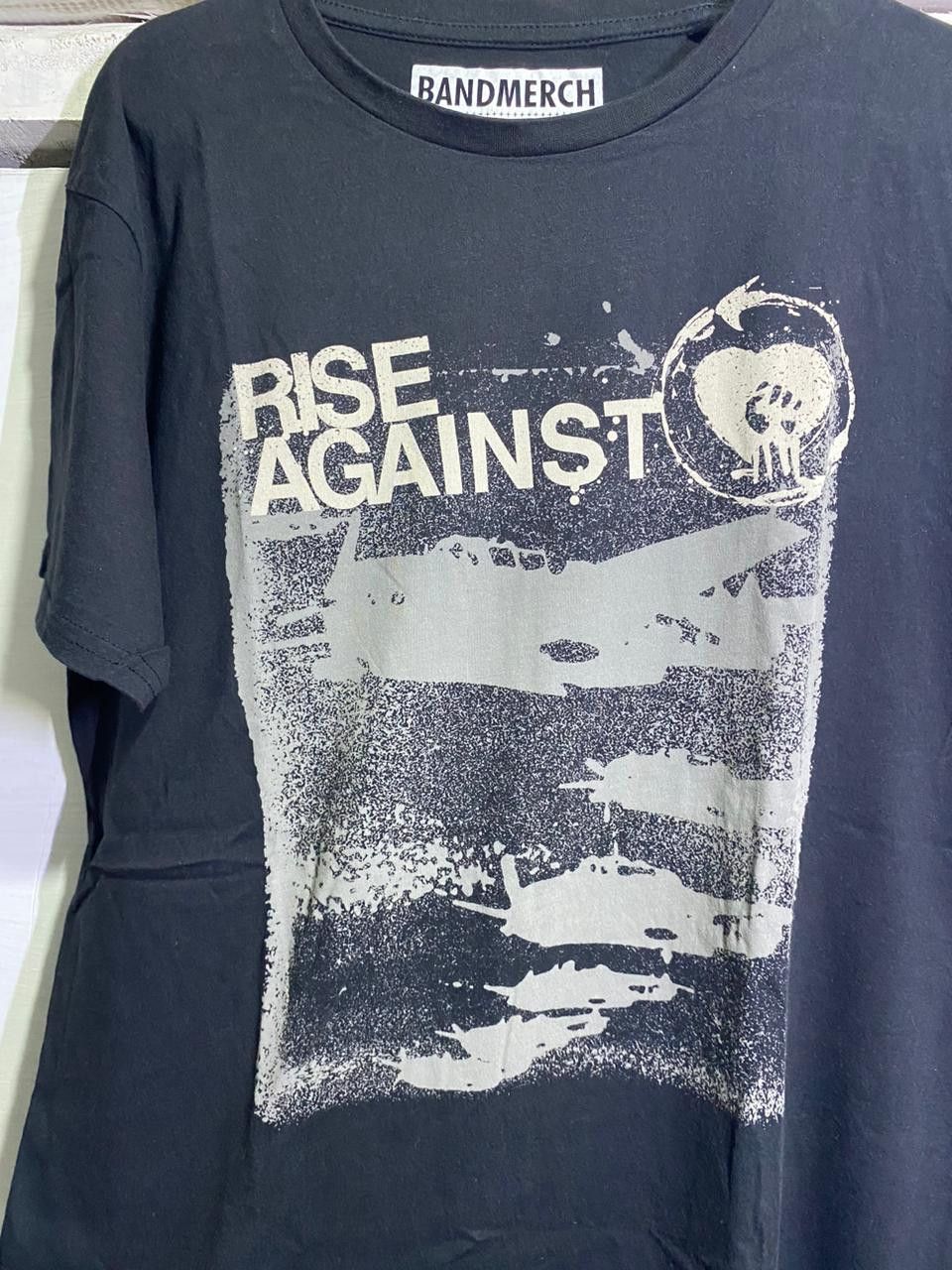 Band Tees × Vintage Rise against x This is noise x vintage Size US M / EU 48-50 / 2 - 3 Thumbnail
