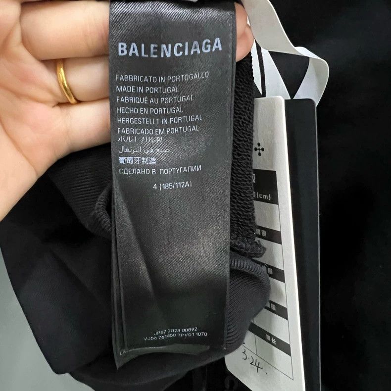 Balenciaga Balenciaga Black front embroidered logo hoodie Size US XL / EU 56 / 4 - 5 Thumbnail