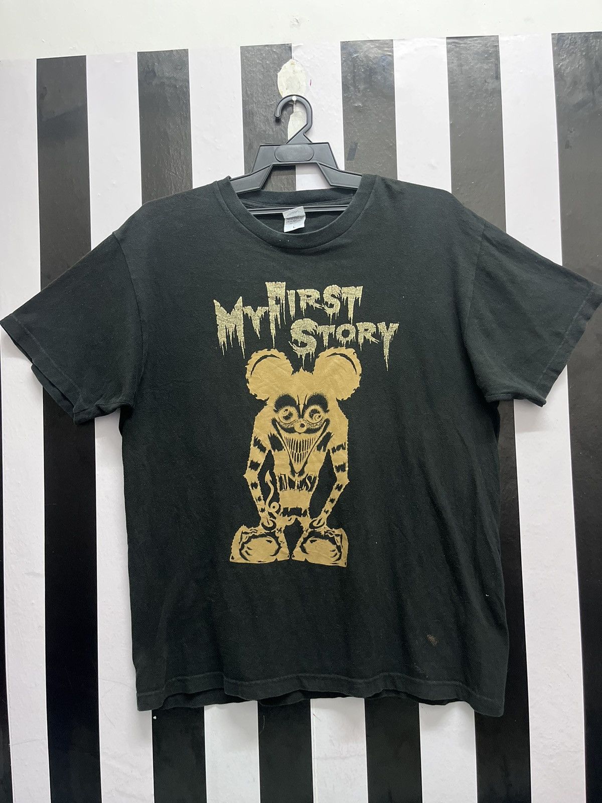 Band Tees × Vintage My first story t shirt Size US L / EU 52-54 / 3 - 1 Thumbnail