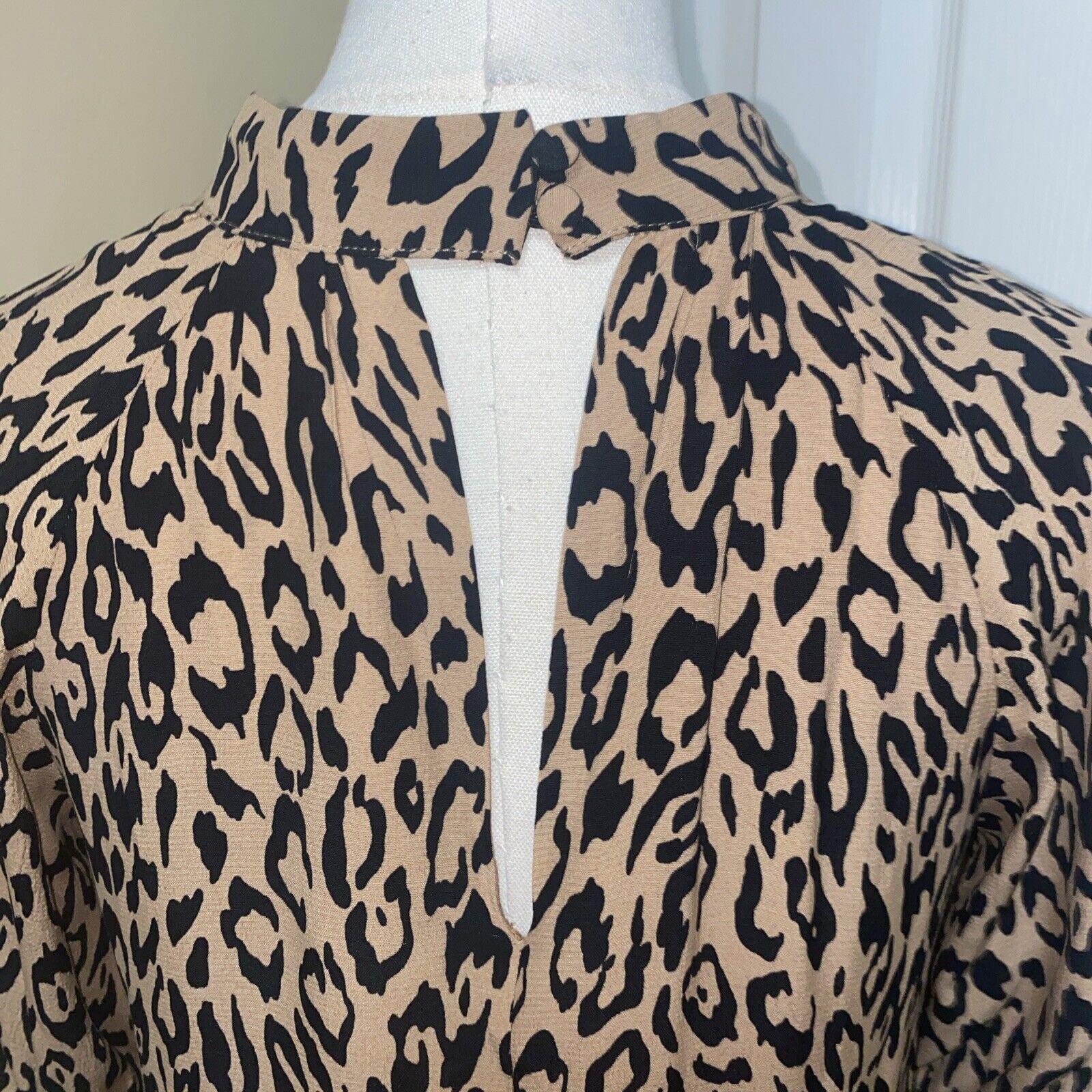 Anthropologie Anthropologie Leopard Maxi Dress size XS Size XS / US 0-2 / IT 36-38 - 6 Thumbnail
