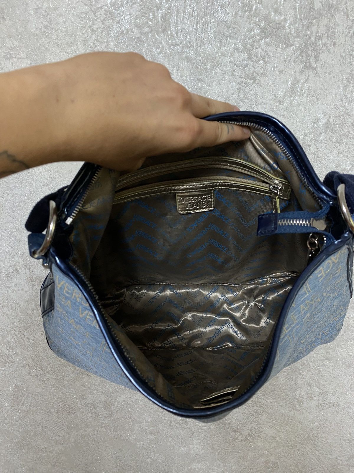 Versace Jeans Couture Versace Jeans monogram rare bag Size ONE SIZE - 13 Thumbnail