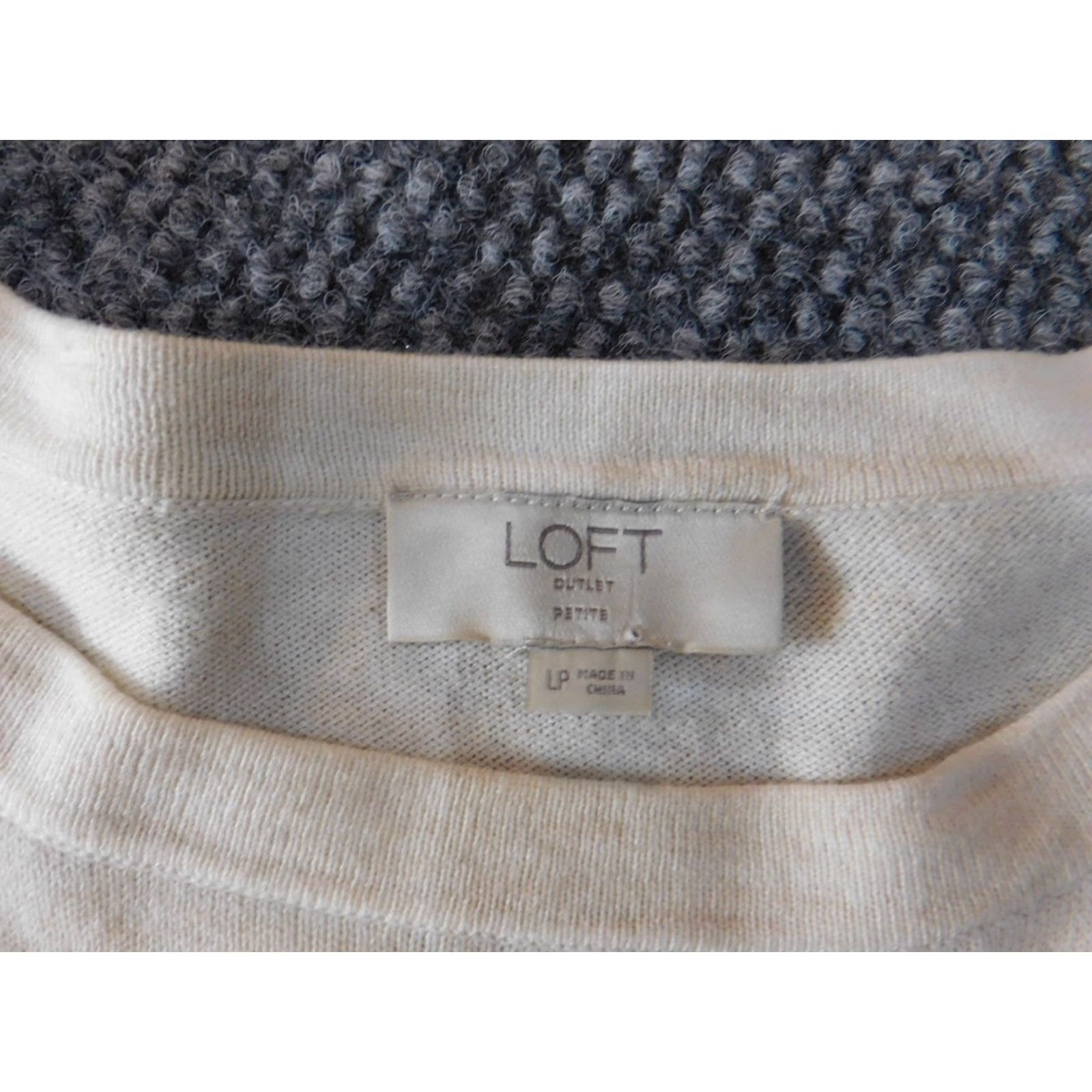 Loft VINTAGE not - LOFT Beige Knit Pullover Bell Sleeve Crew Neck Sweater - Womens Petite Regular Size PL Long Sleeve Machine Washable Size L / US 10 / IT 46 - 5 Thumbnail