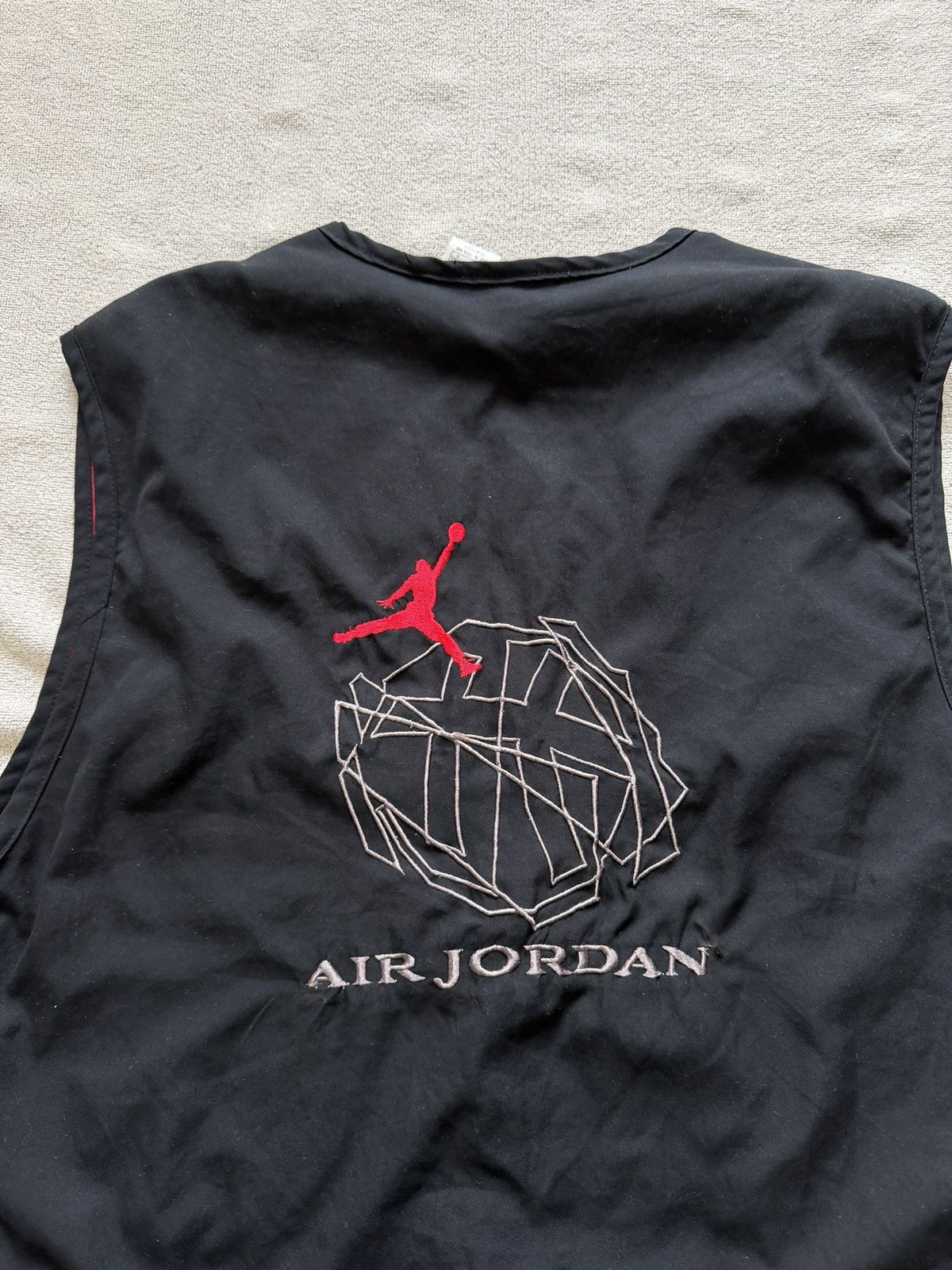 Jordan Brand Nike air jordan vintage vest big logo back 90s Size US S / EU 44-46 / 1 - 3 Thumbnail