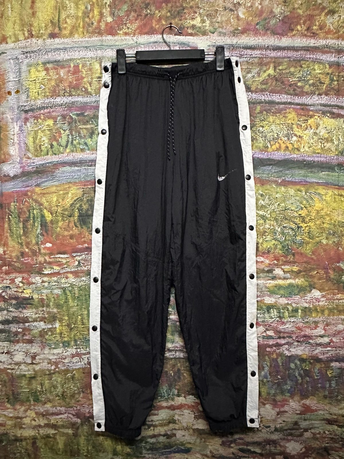 Nike Nike Sportwear Windrunner Size US 30 / EU 46 - 2 Thumbnail