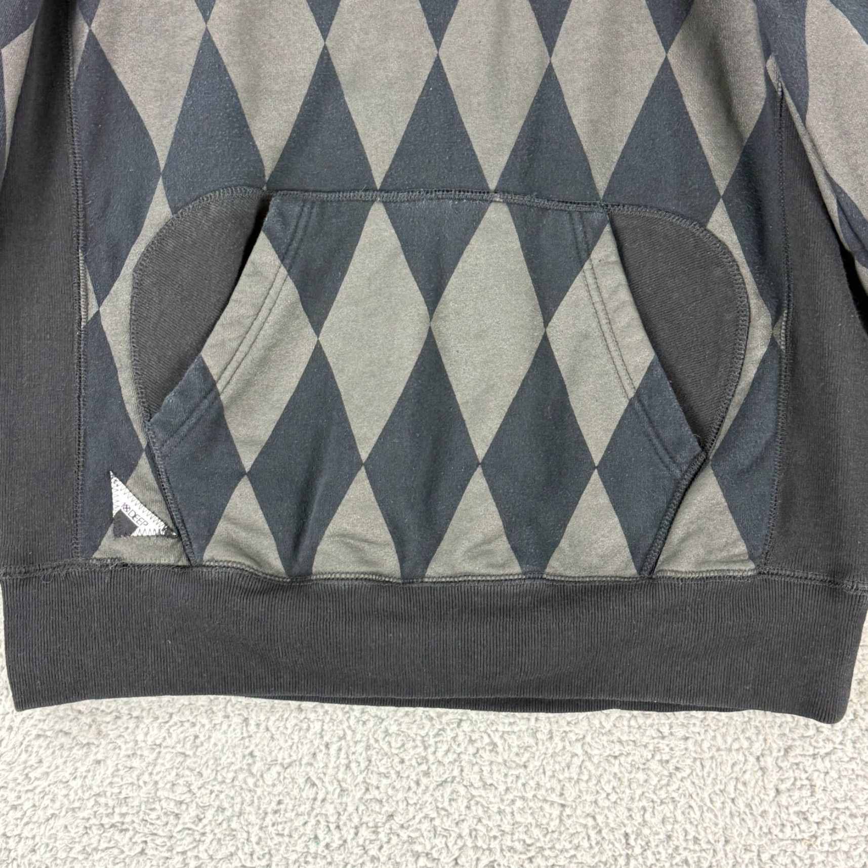 Vintage 10.Deep Sweater Mens Large Black Argyle Long Sleeve Pullover Crew Neck Cotton Size US L / EU 52-54 / 3 - 5 Thumbnail