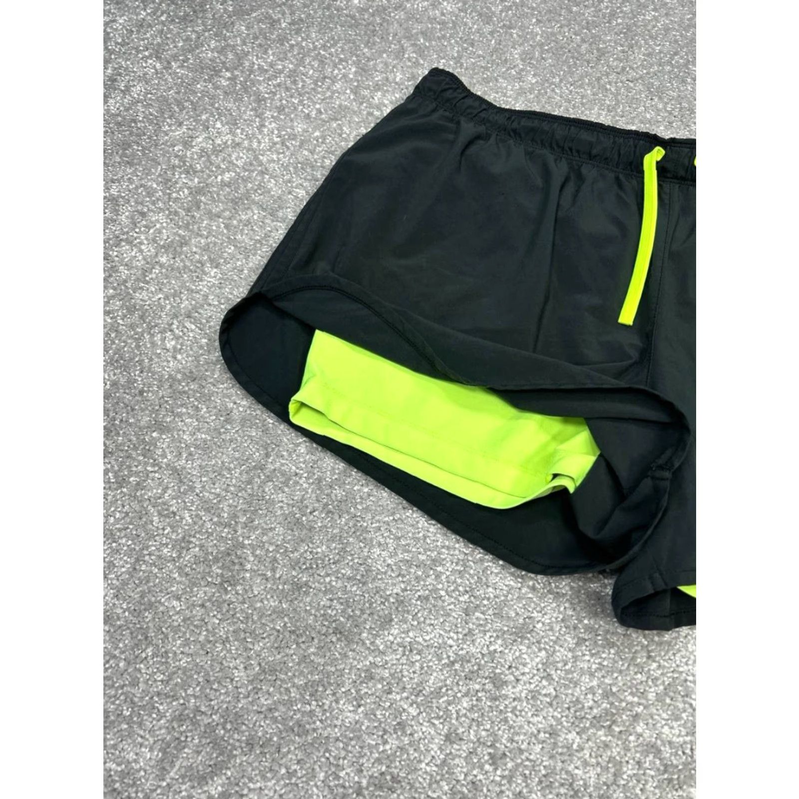 Nike Nike Running Shorts Womens XL Black Dri Fit Compression Liner Lacrosse Logo - Activewear, Nike Brand, Women, XL, Black, Running & Gym, 90s? Size 40" / US 18 - 3 Thumbnail
