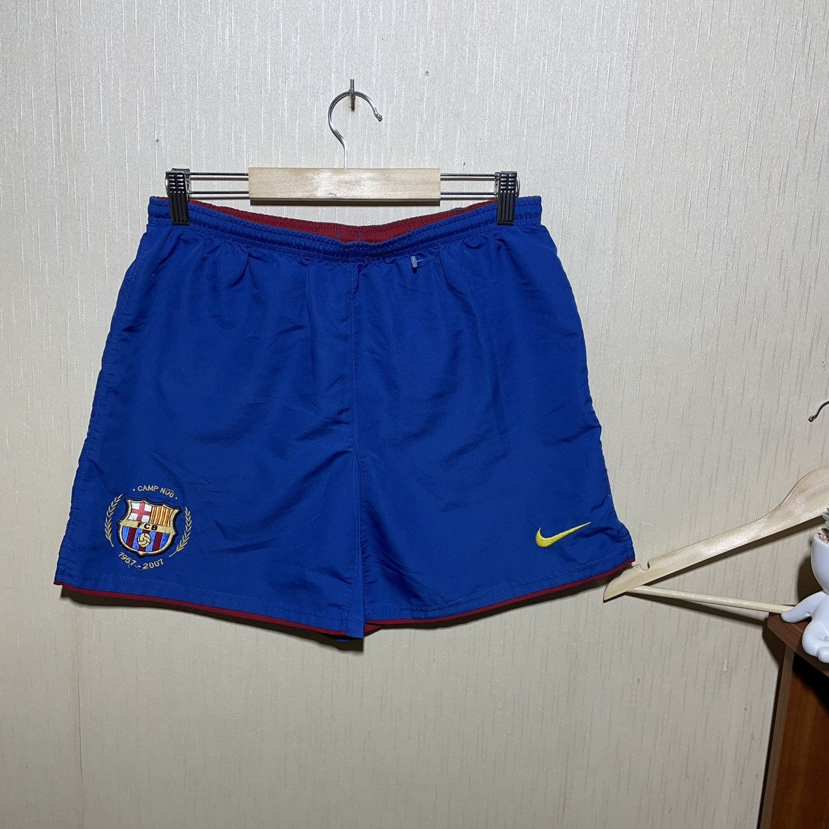 Nike × Vintage Nike Barcelona 2006 vintage soccer shorts Size US 32 / EU 48 - 1 Thumbnail