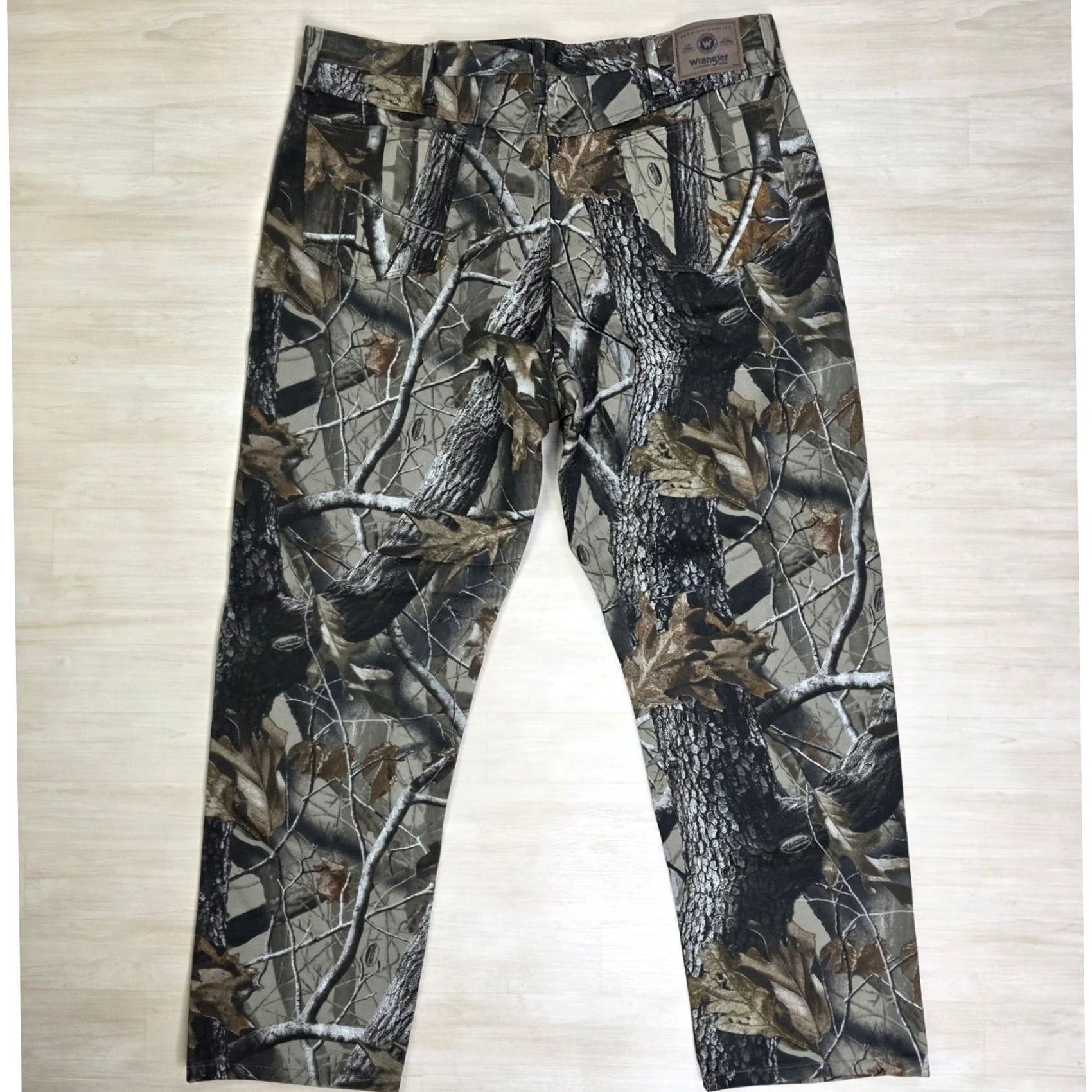 Wrangler VINTAGE Wrangler Realtree Camouflage Pants Men 42x32 Cotton Blend Outdoor Hunting Cargo Casual Workwear Rock 47 by Wrangler Mens Size US 42 / EU 58 - 2 Thumbnail