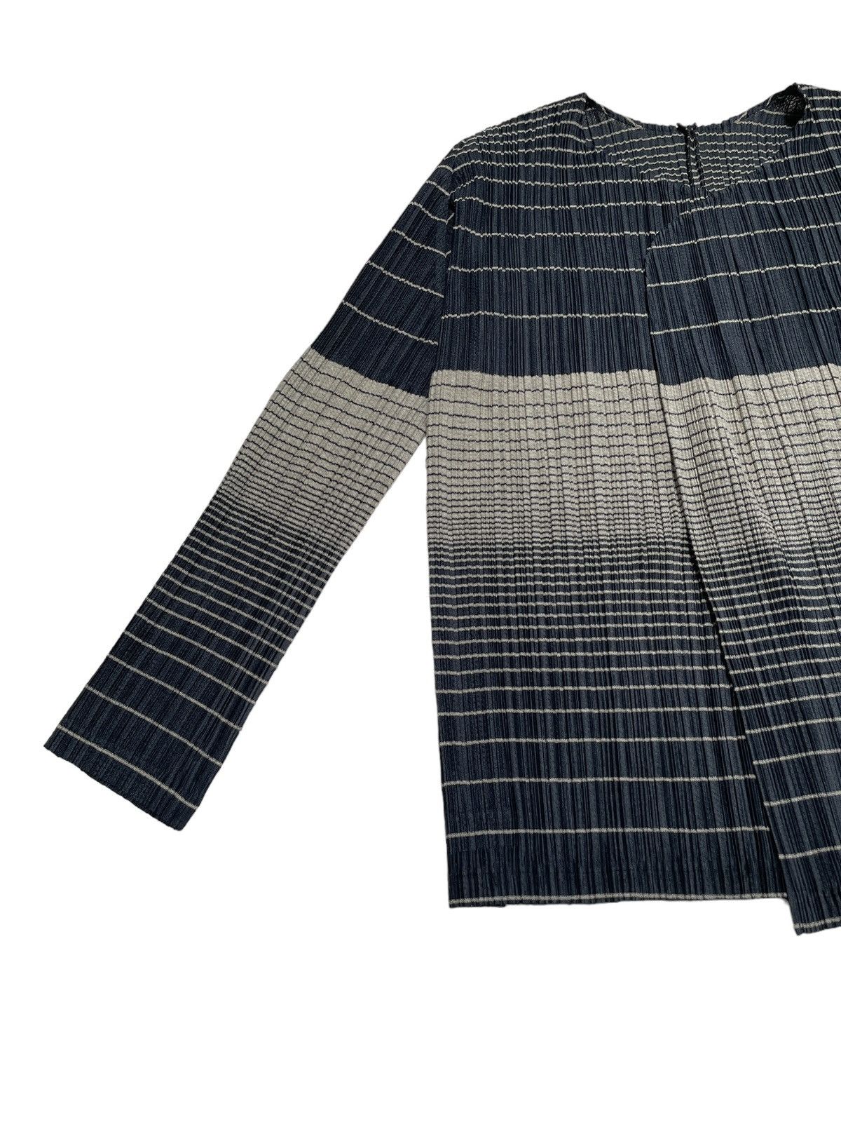 Pleats Please Issey Miyake Rare Vintage PLEATS PLEASE Gradient Striped Cardigan 1990s Size US L / EU 52-54 / 3 - 4 Thumbnail