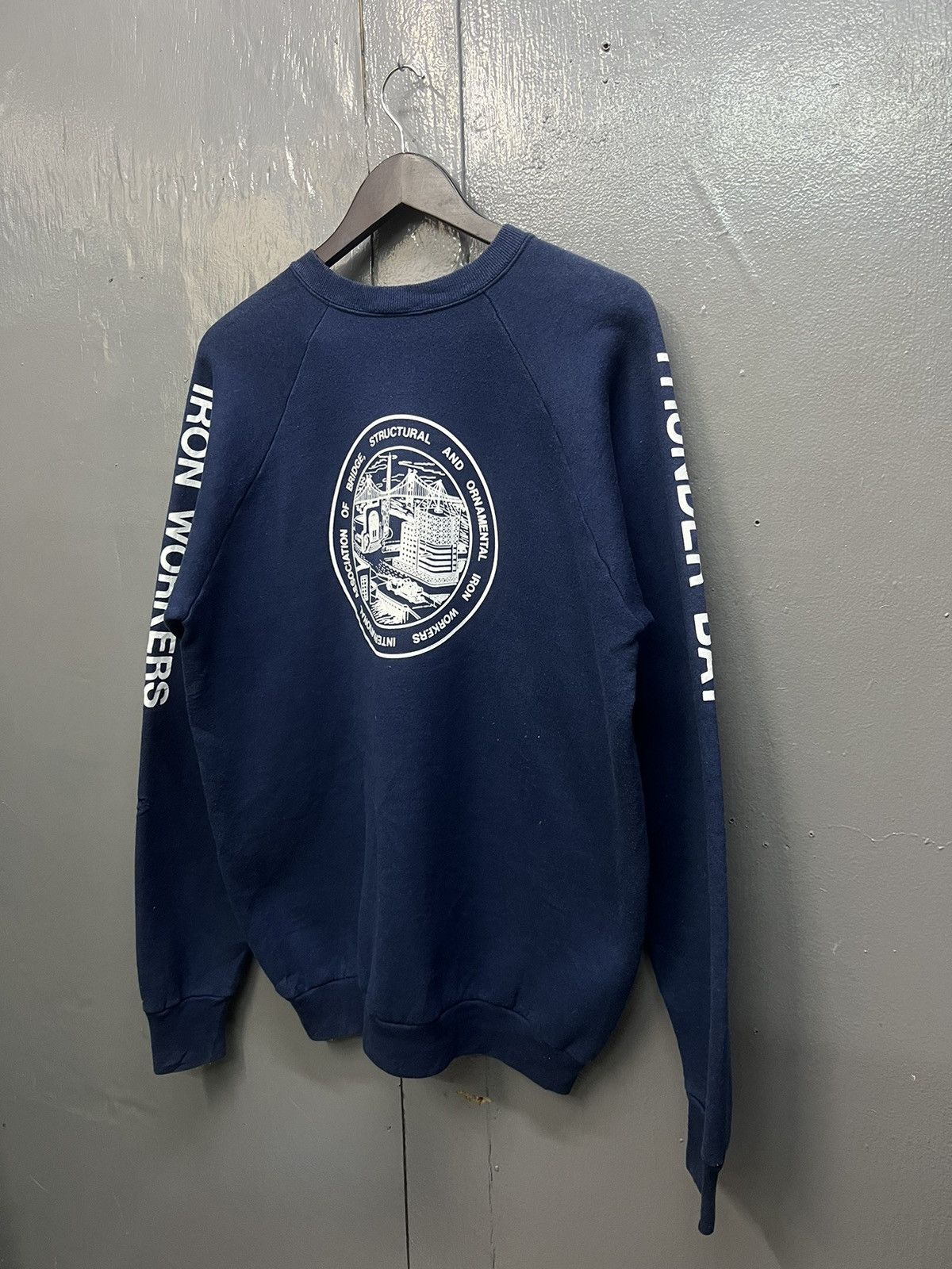 Vintage Vintage Local 759 Thunder Bay Iron Workers Sweatshirt Size US XL / EU 56 / 4 - 3 Thumbnail