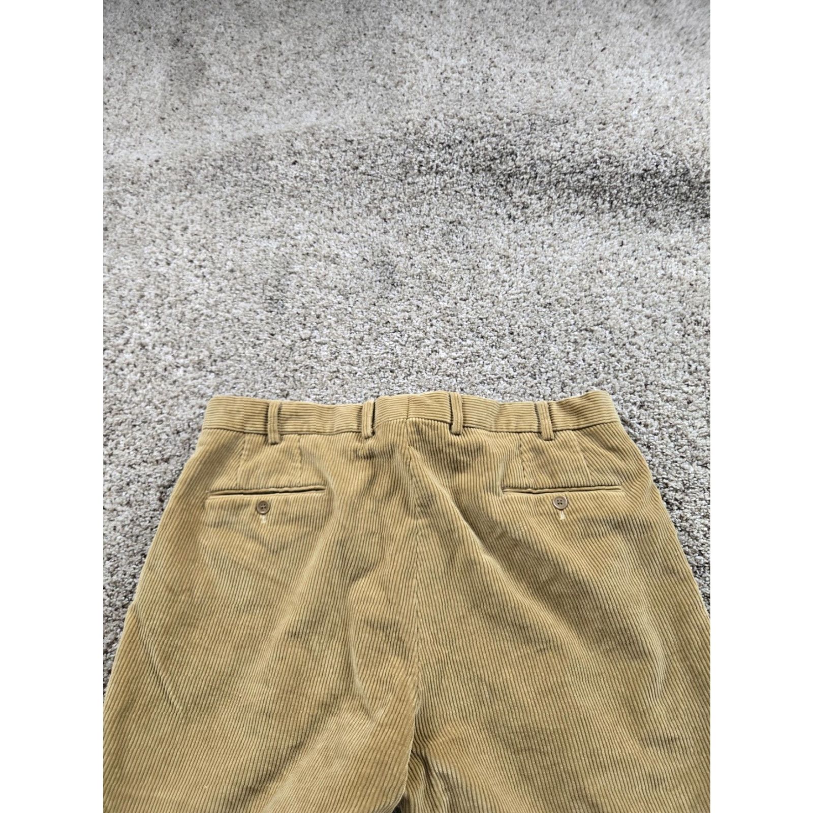 Vintage Magee Corduroy Pants Mens 40x33 Beige Chino Straight Leg Cotton 5-Pocket Design Pleated Front Classic Fit zip Size US 40 / EU 56 - 5 Thumbnail