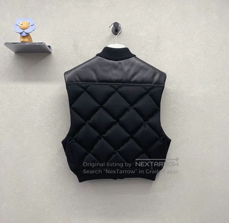 Hermes Hermes Black sleeveless down vest, short style, 100% cashm Size XS / US 0-2 / IT 36-38 - 3 Thumbnail