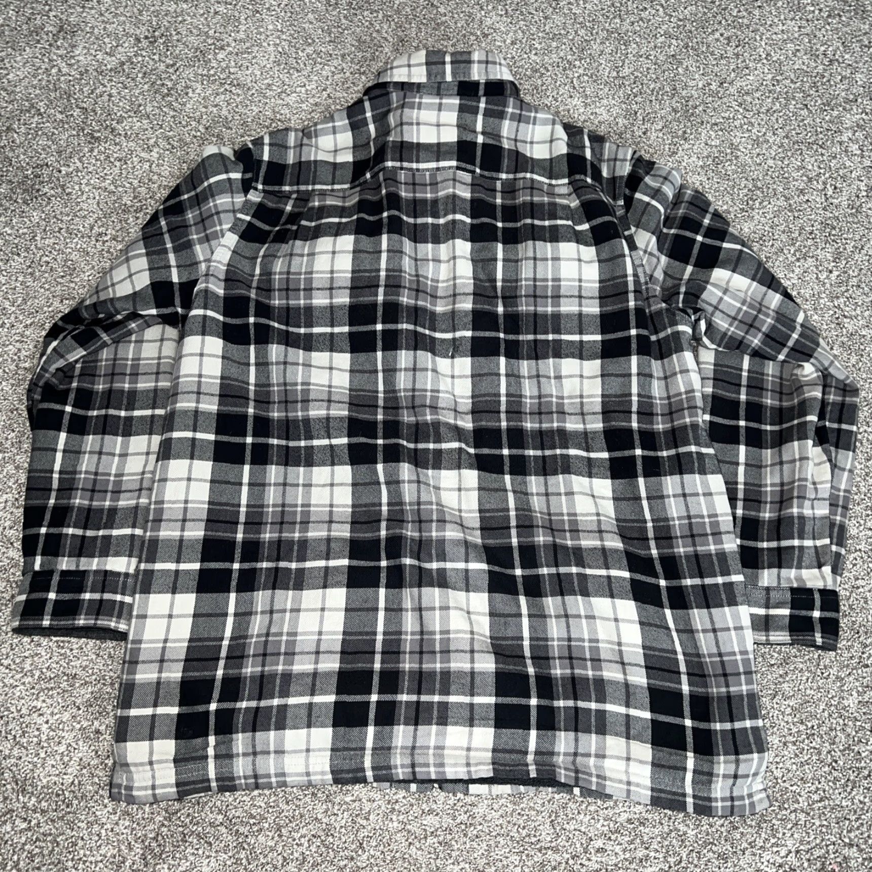 Vintage L.L. Bean Gray Plaid Fleece Lined Flannel Button-Up Shirt Mens Size M Size US M / EU 48-50 / 2 - 4 Thumbnail