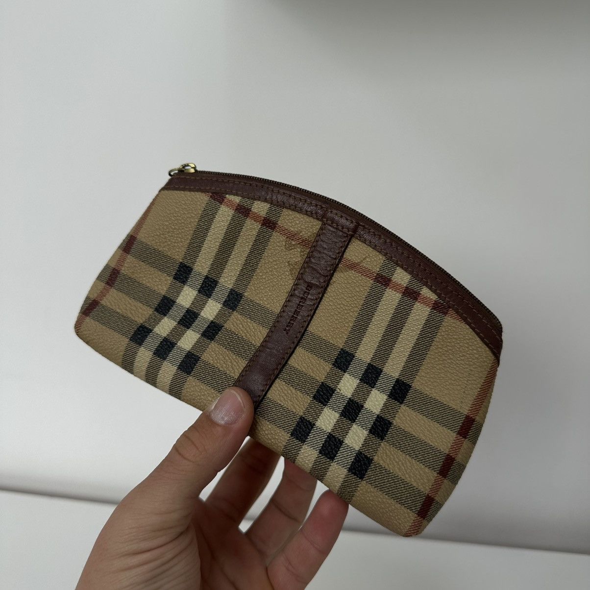 Burberry Vintage Burberry Cosmetic Pouch Bag Size ONE SIZE - 1 Thumbnail