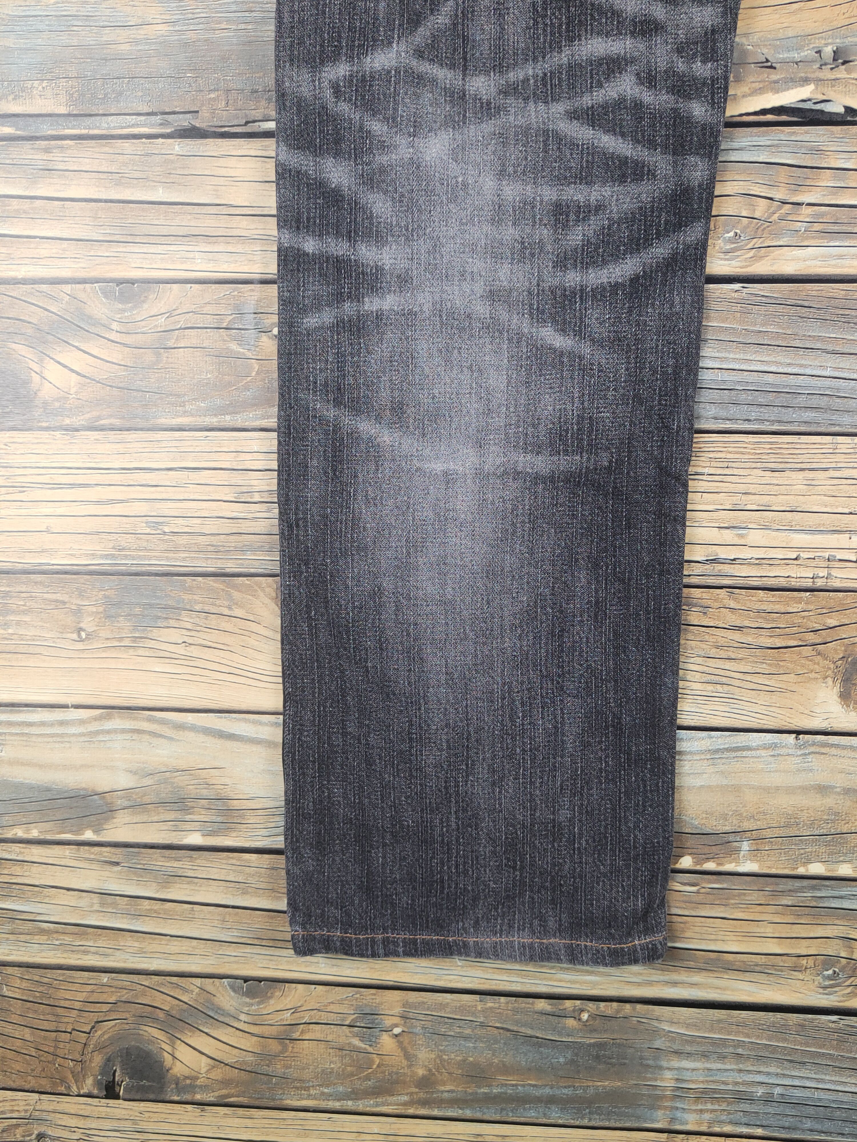 Vintage Wrangler Black Distressed Ripped denim Jeans #W1602 Size US 30 / EU 46 - 9 Thumbnail