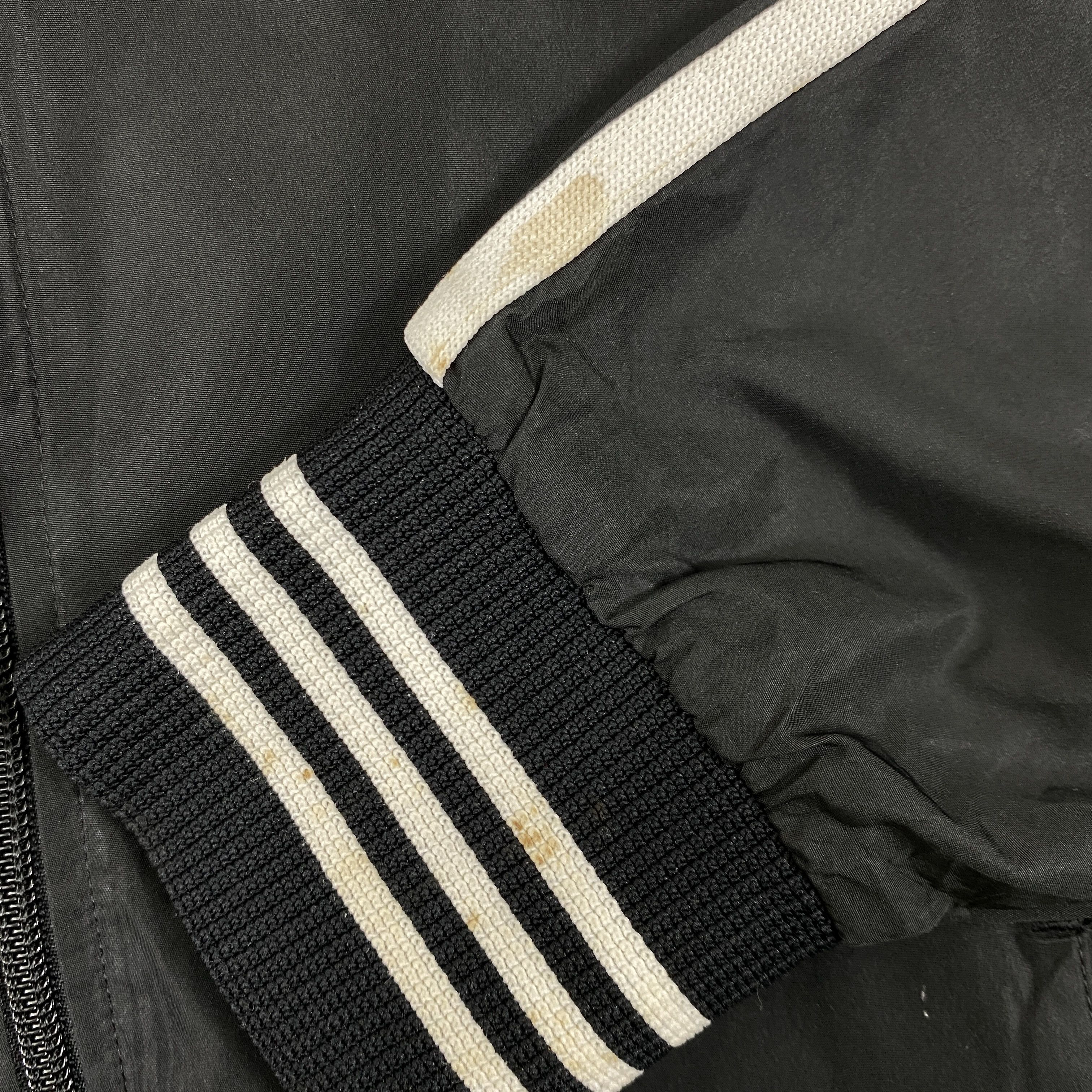 Adidas Vintage Adidas Track Medium Light Jacket- J388 Size US M / EU 48-50 / 2 - 8 Thumbnail