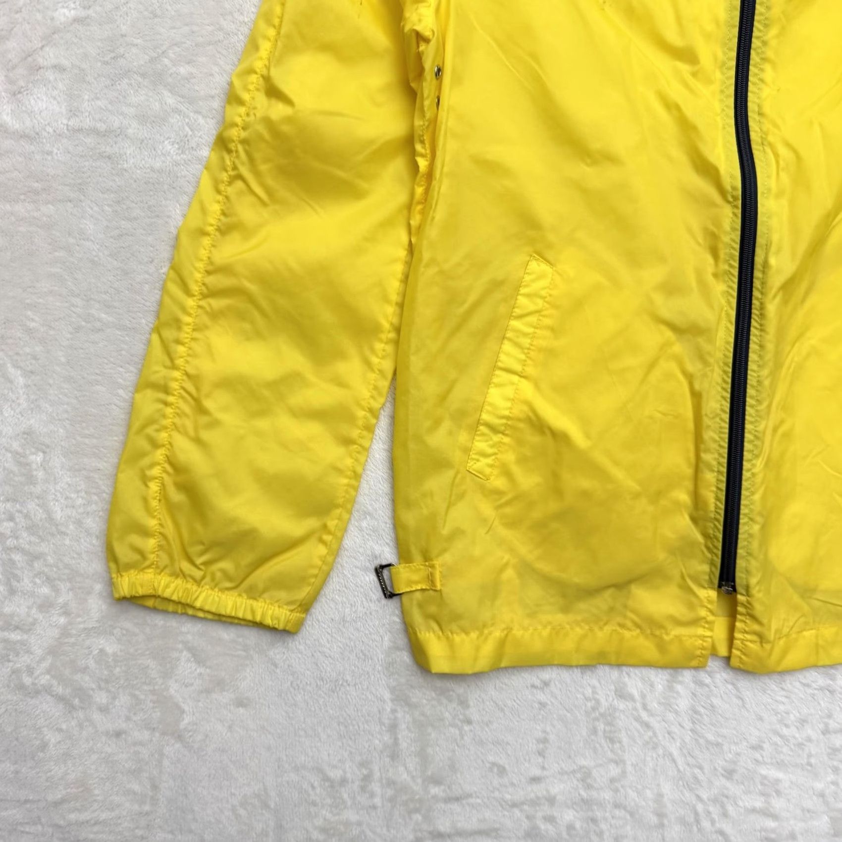 Izod VINTAGE Izod Lacoste Jacket Mens Small Yellow Nylon Full Zip Windbreaker 80s Size US S / EU 44-46 / 1 - 7 Thumbnail