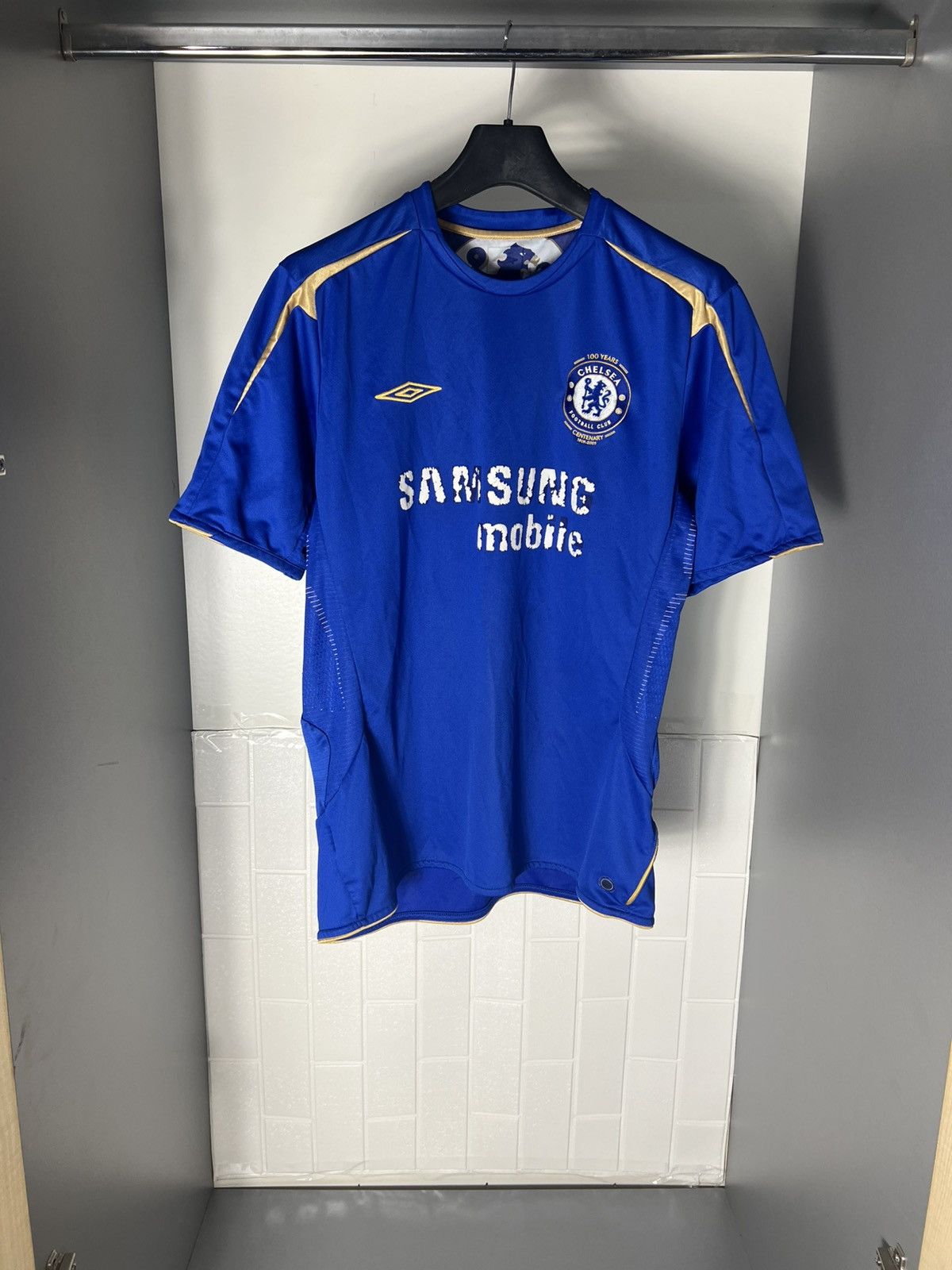 Umbro × Vintage VERY RARE UMBRO FC CHELSEA LONDON ENGLAND SOCCER JERSEY Y2K Size US XL / EU 56 / 4 - 2 Thumbnail