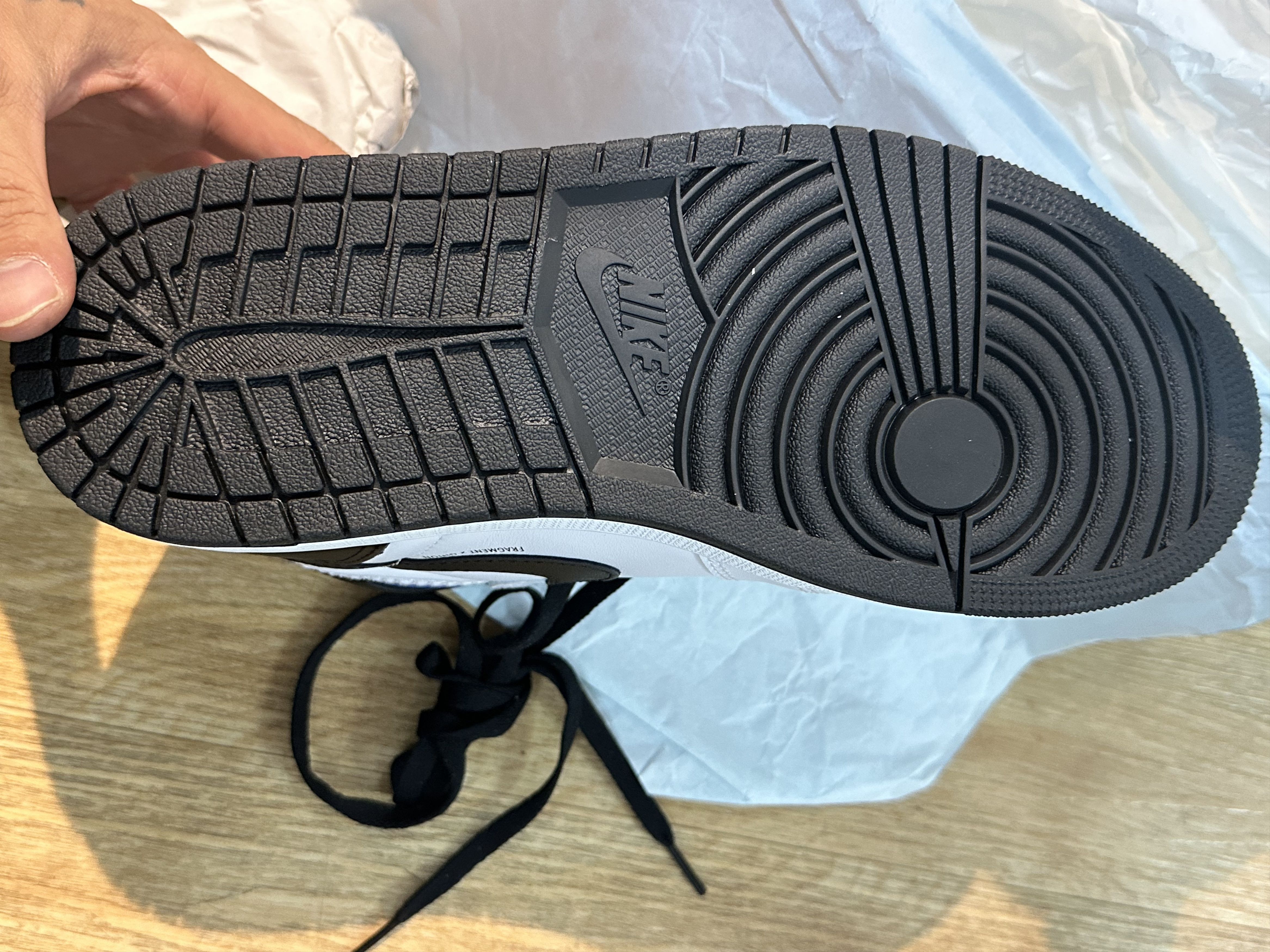 Fragment Design × Nike Jordan 1 Retro High OG SP Fragment x Union LA White Black Size US 9 / EU 42 - 4 Thumbnail