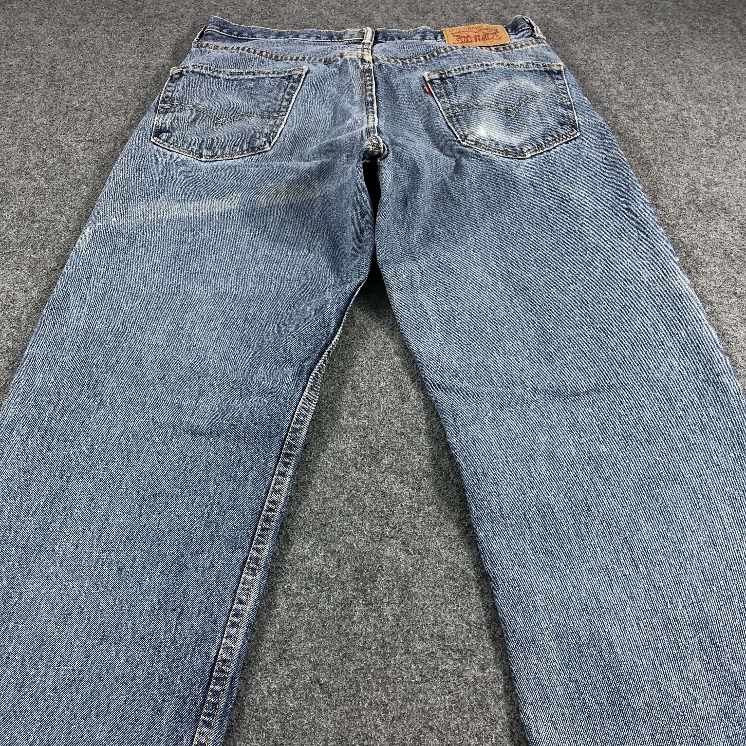 Levi's Vintage Levis 550 Jeans Faded Blue Distressed Denim KJ419 Size US 34 / EU 50 - 4 Thumbnail