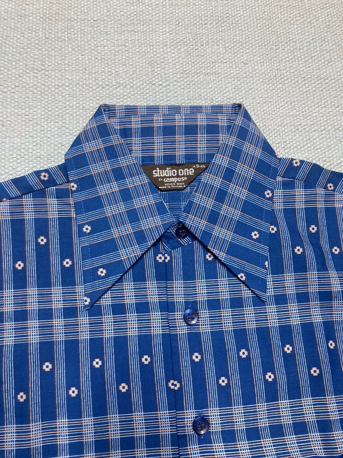 Vintage Vtg 1970s button shirt campus DEADSTOCK dagger collar small Size US S / EU 44-46 / 1 - 4 Thumbnail