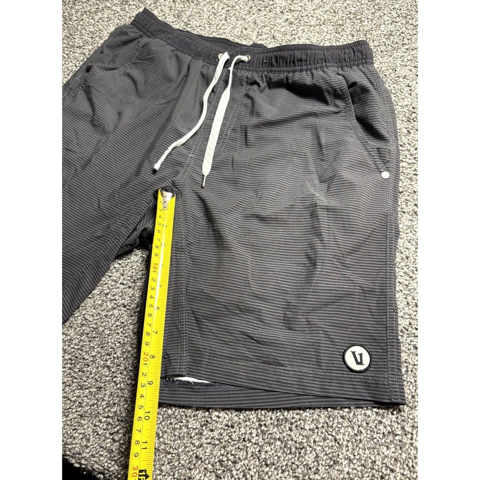 Vuori Vuori Kore Lined Shorts Mens Medium Athletic Performance Activewear Gray Kangaroo? Size US 31 - 4 Thumbnail