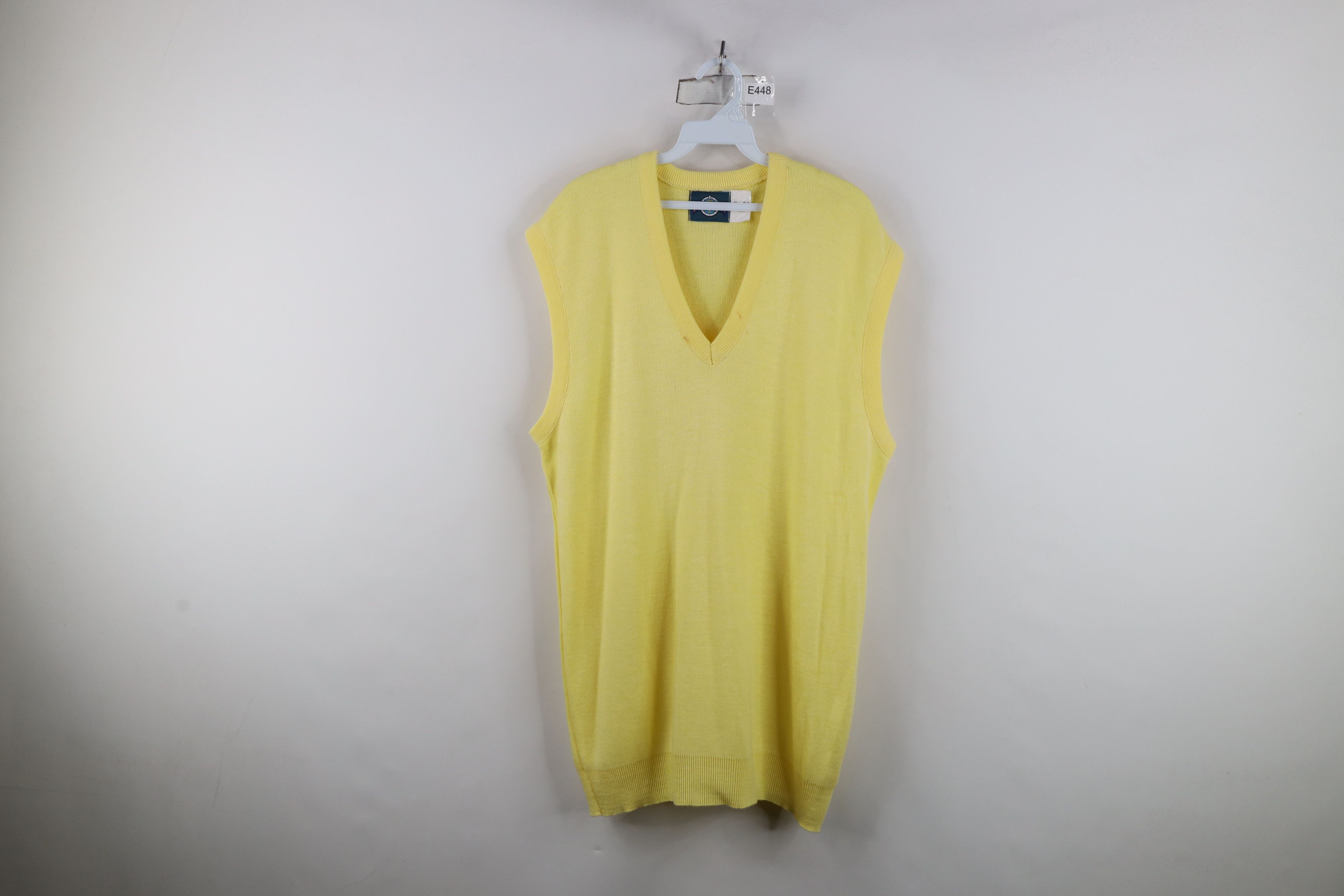 Vintage Vintage 70s Streetwear Blank Soft Knit Sweater Vest USA Size US XL / EU 56 / 4 - 1 Thumbnail
