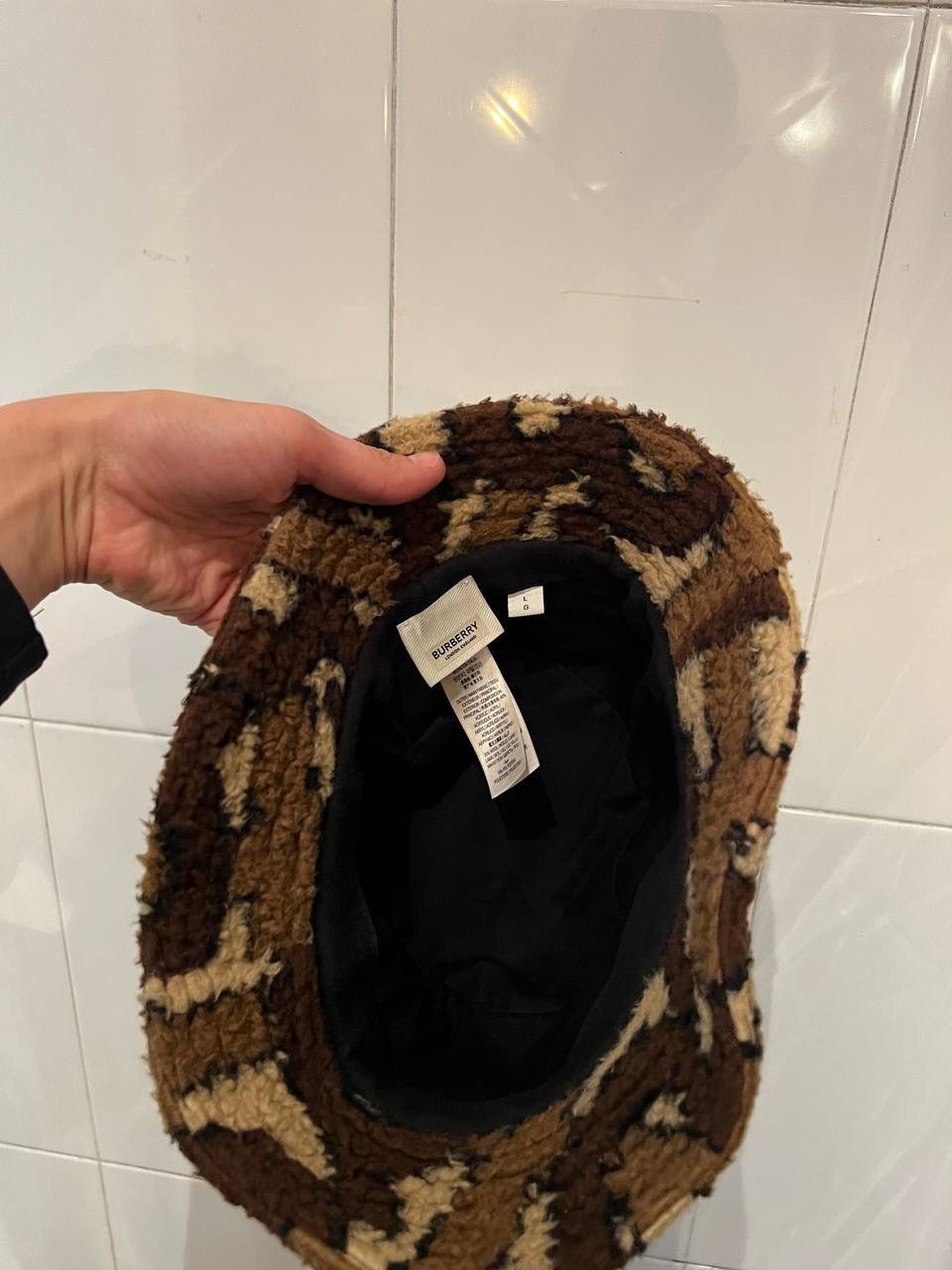 Burberry Burberry monogram sherpa bucket hat Size ONE SIZE - 15 Thumbnail