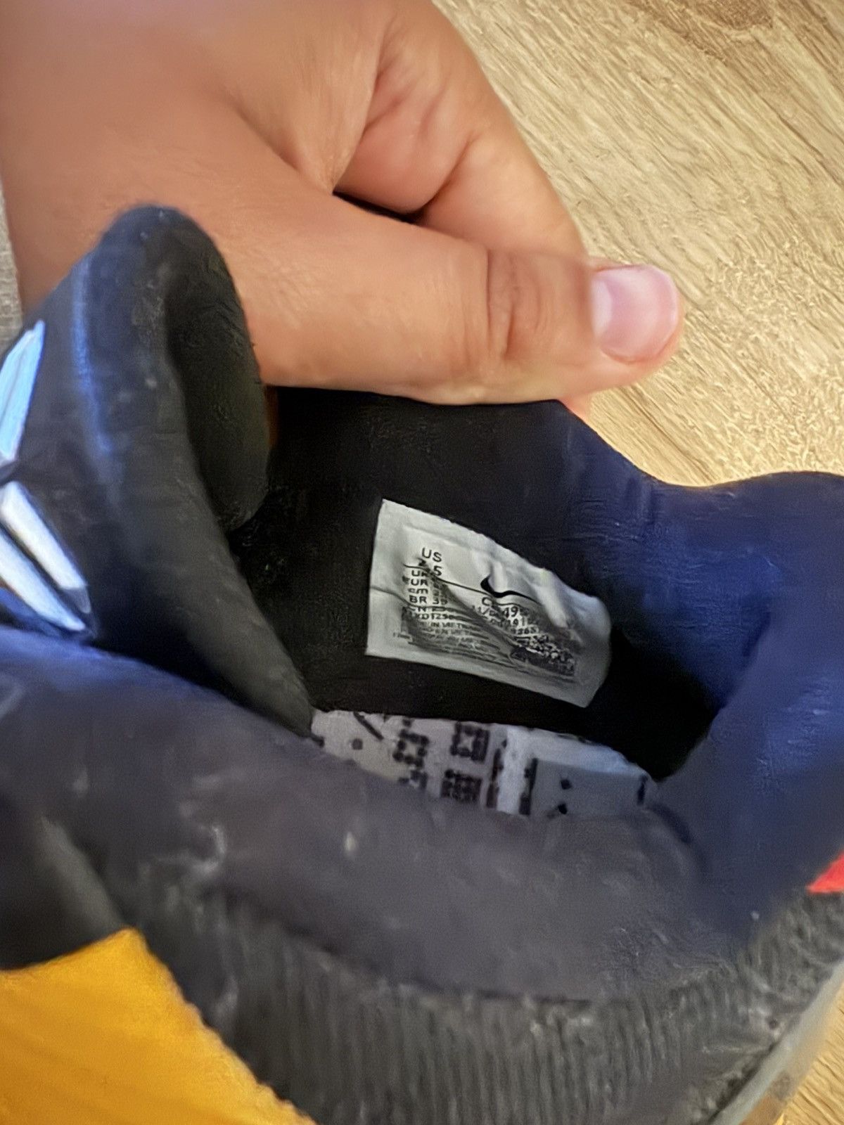 Nike Nike Kobe 5 Bruce Lee Size US 7.5 / EU 40-41 - 9 Thumbnail