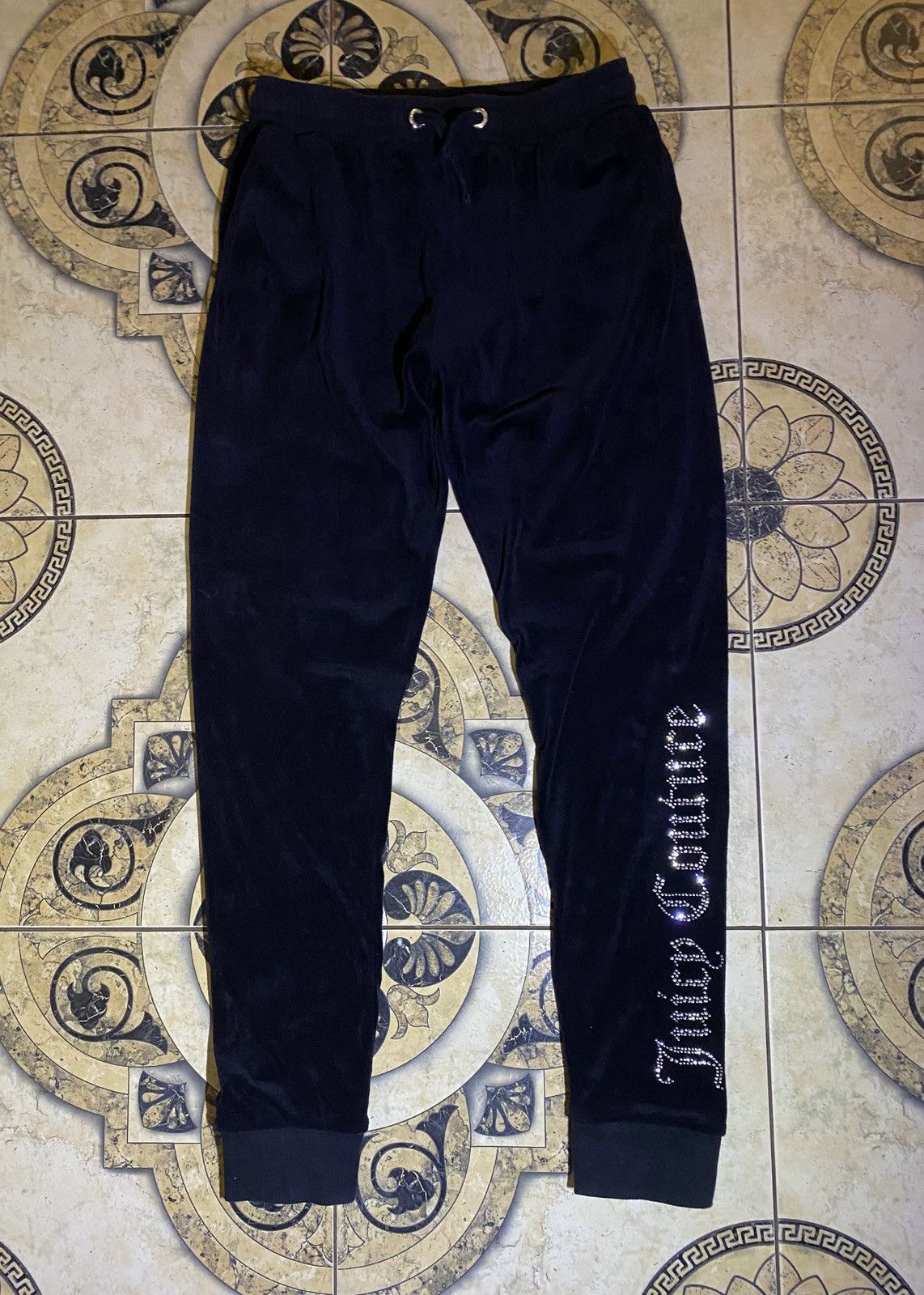 Juicy Couture Vintage Y2K Juicy Couture Big Logo Velour Sweatpants Japanes Size 25" / US 0 / IT 36 - 1 Thumbnail