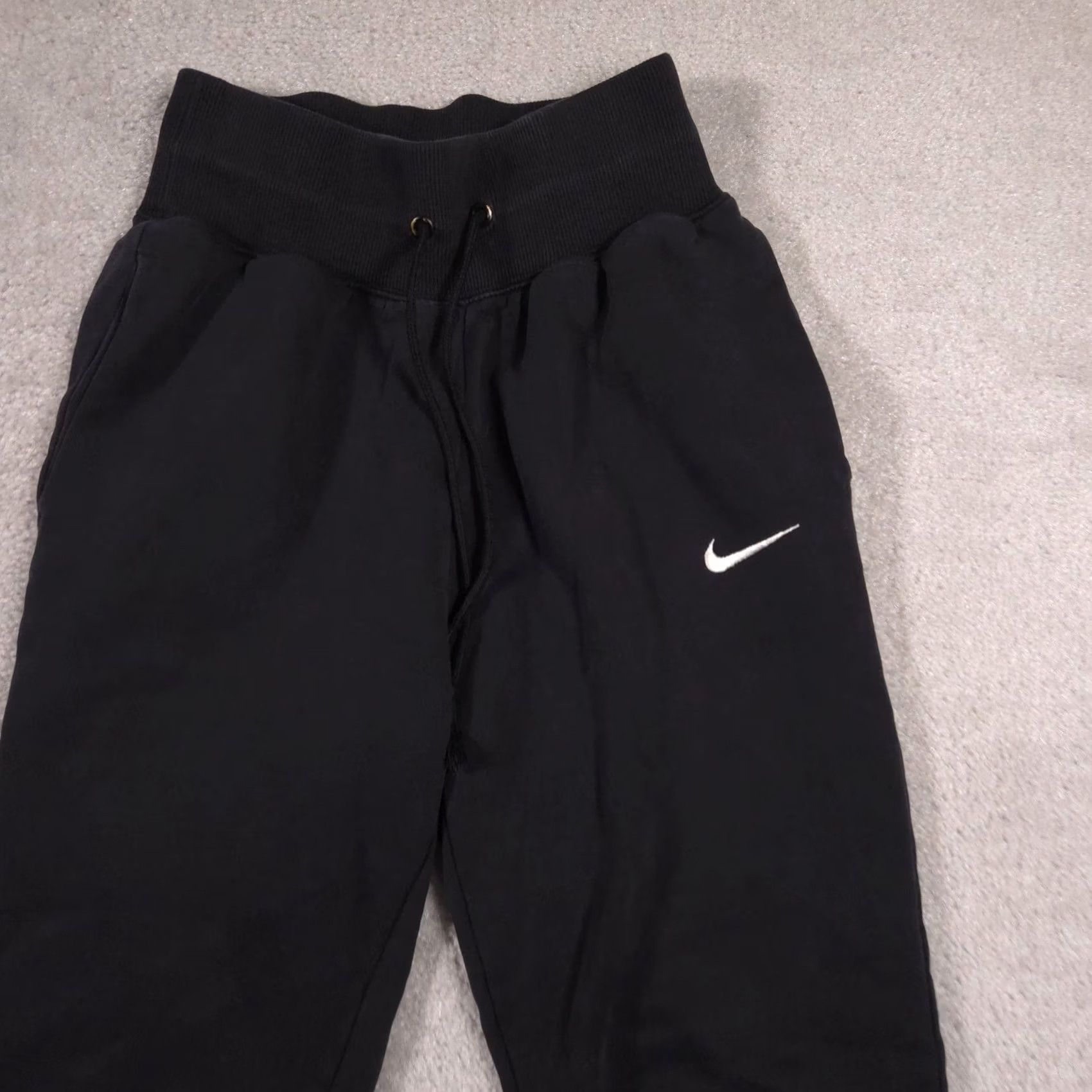 Nike Nike Sweatpants Women’s XS Black Fleece Joggers Pockets Drawstring Logo Size 26" / US 2 / IT 38 - 3 Thumbnail