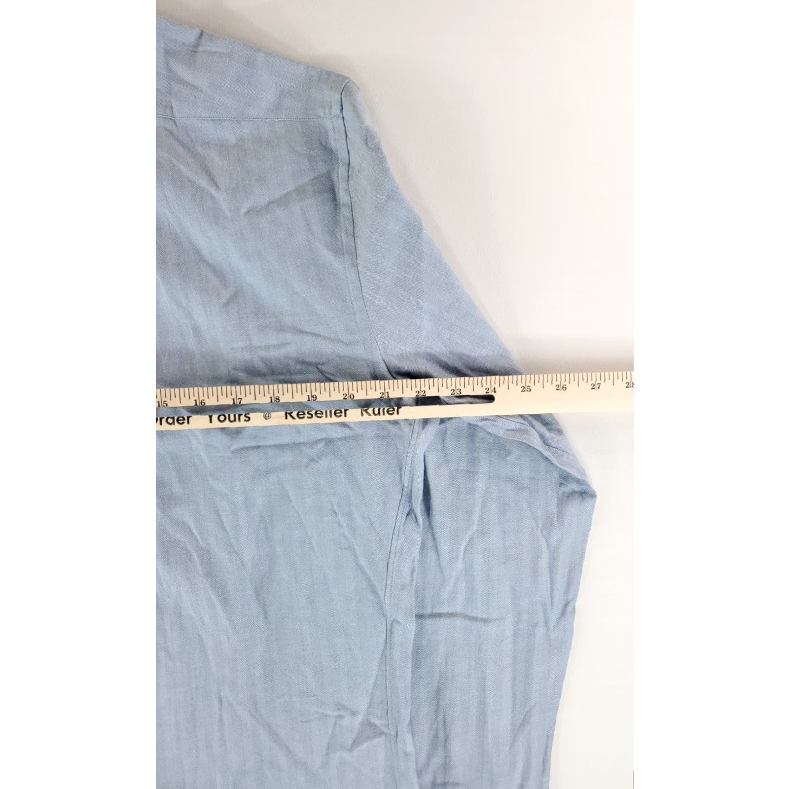 Vintage Spier & Mackay Button Up Shirt Ice Blue Brushed Herringbone Mens 16.5 NWT Long Sleeve Shirt Mens 16.5 Blue NWT Size US XL / EU 56 / 4 - 6 Thumbnail