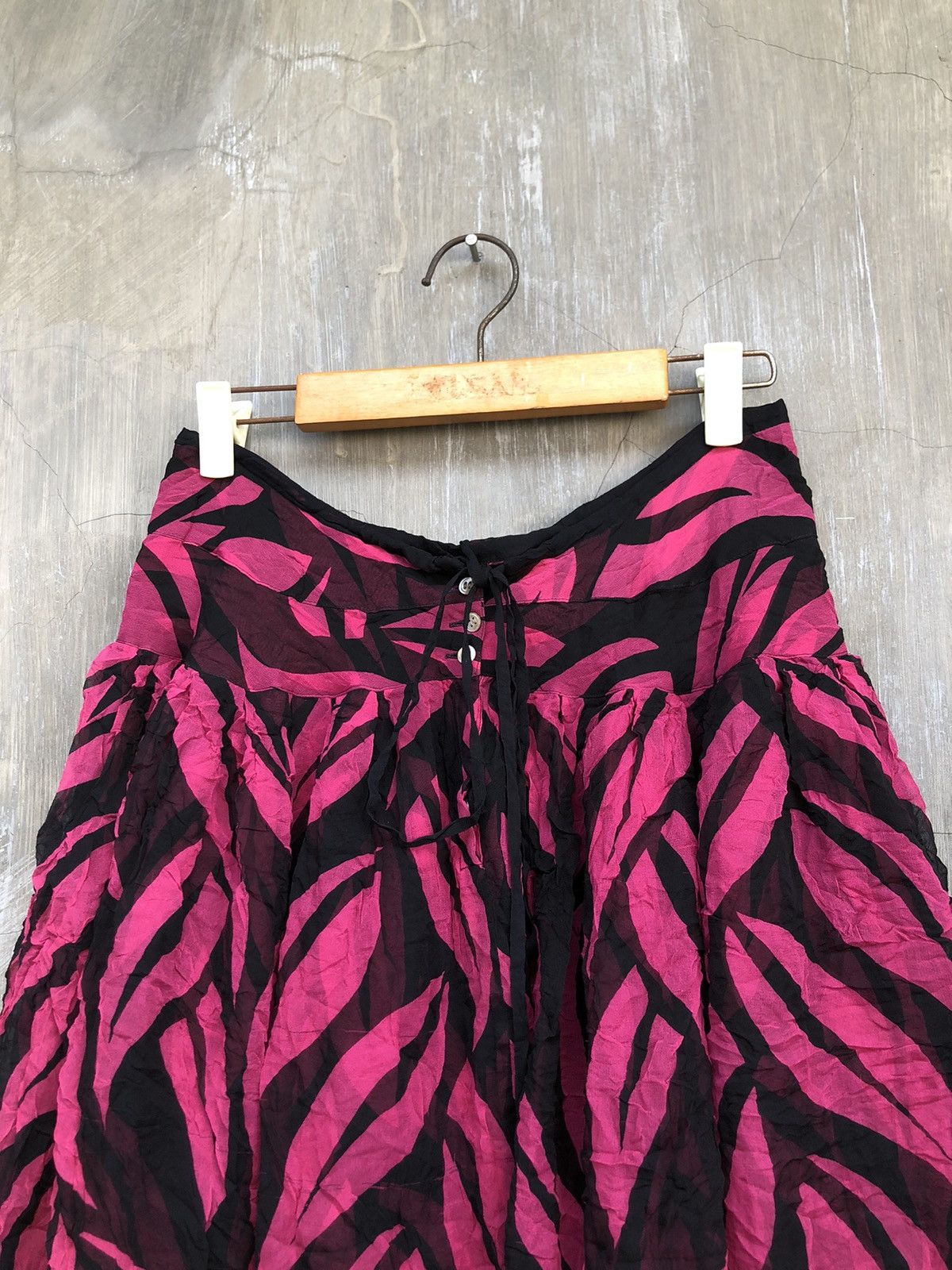 Issey Miyake Issey Miyake Tsumori Chisato Skirt Size 28" / US 6 / IT 42 - 2 Thumbnail