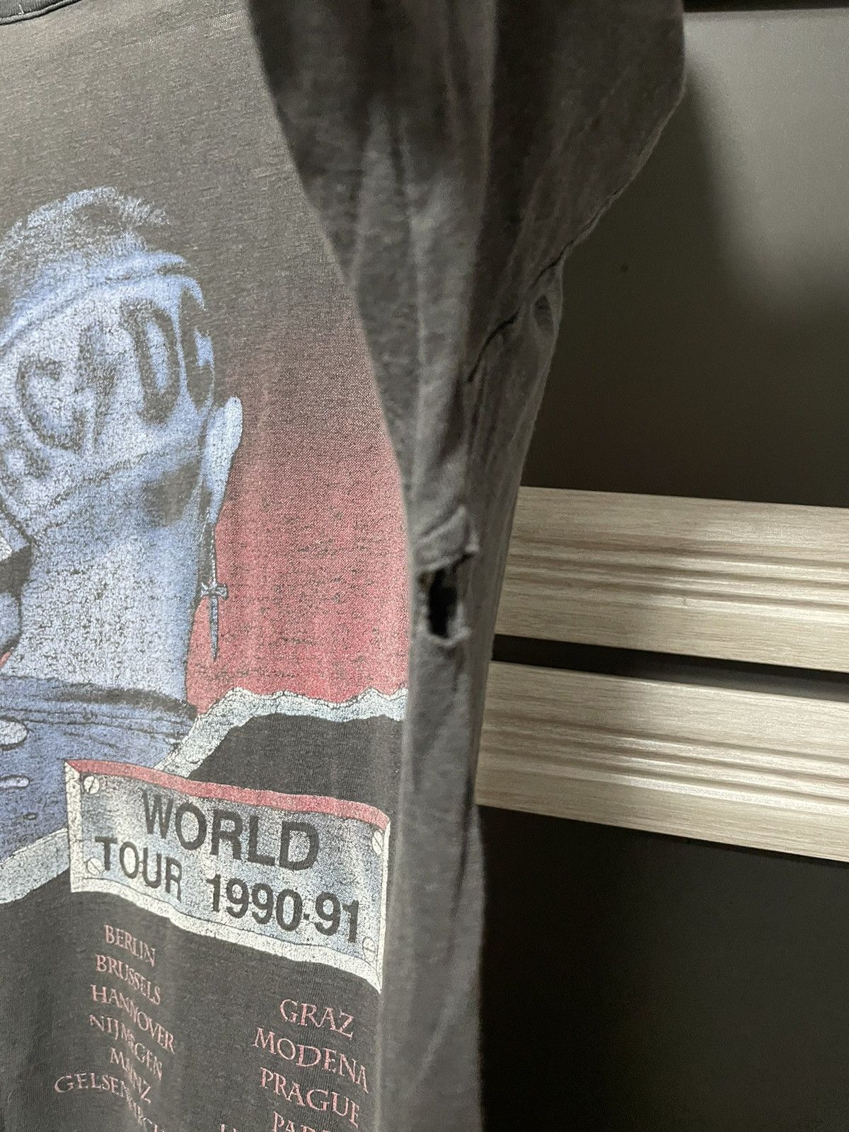 AC/DC AC/DC 1990 The Razors Edge Tour 1990/91 T Shirt Vintage Tee Size US XL / EU 56 / 4 - 14 Thumbnail