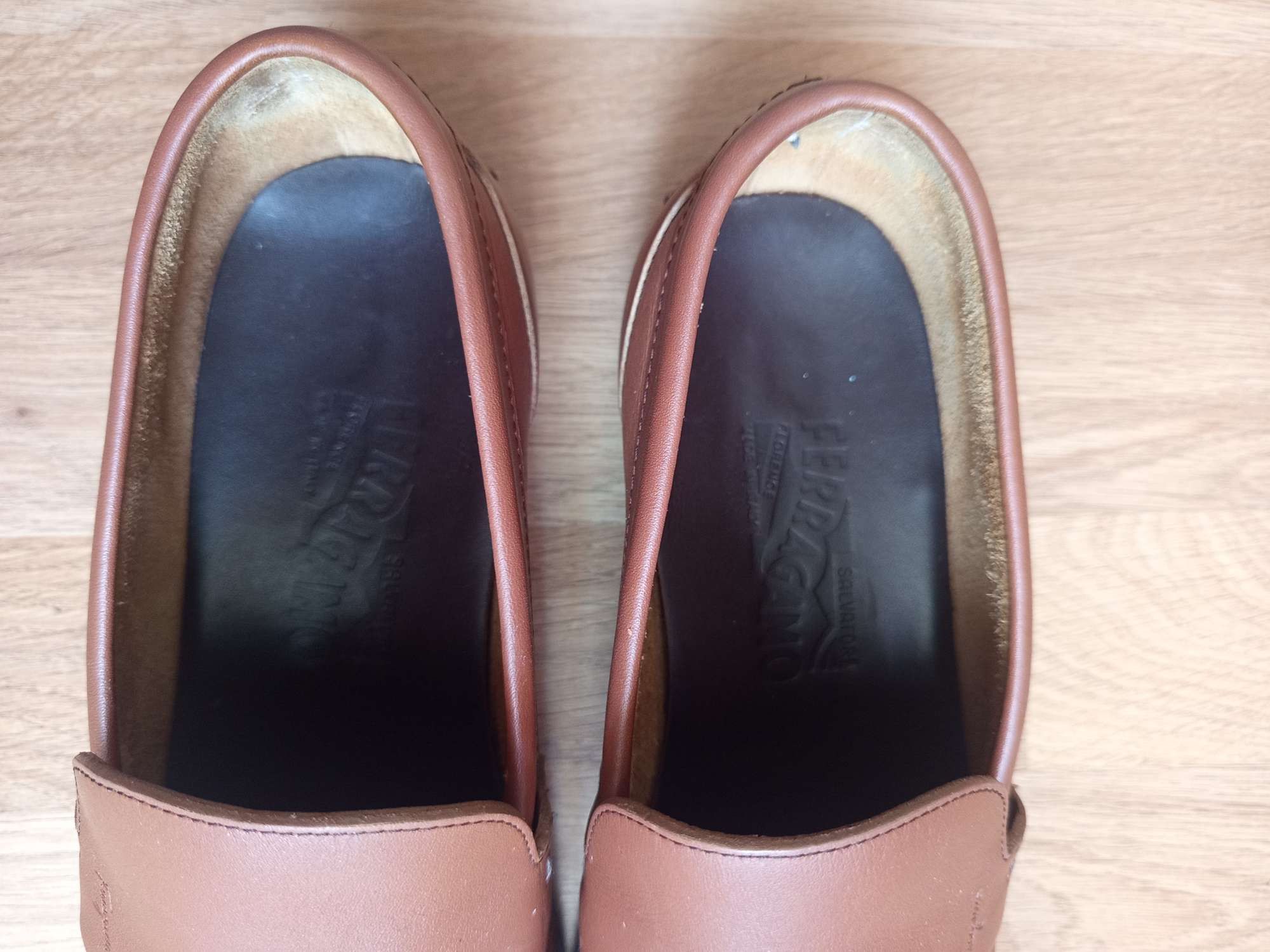 Salvatore Ferragamo Salvatore Ferragamo Men's Leather Loafers Brown 42 EU, 9 US Size US 9 / EU 42 - 7 Thumbnail