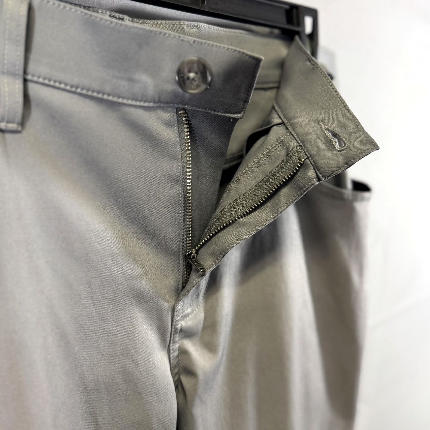 TravisMathew VINTAGE TravisMathew Pants Mens 34 Gray Performance Travel Hidden Zip Pocket Golf Size US 34 / EU 50 - 4 Thumbnail