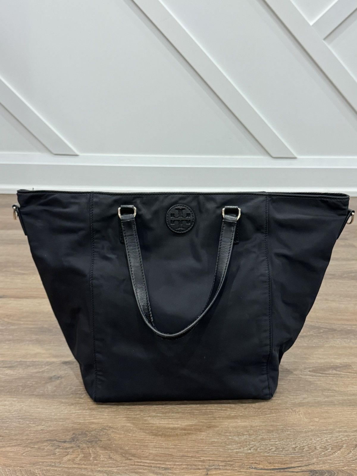 Tory Burch Tory Burch Tilda Nylon Tote Bag - Black Size ONE SIZE - 2 Thumbnail