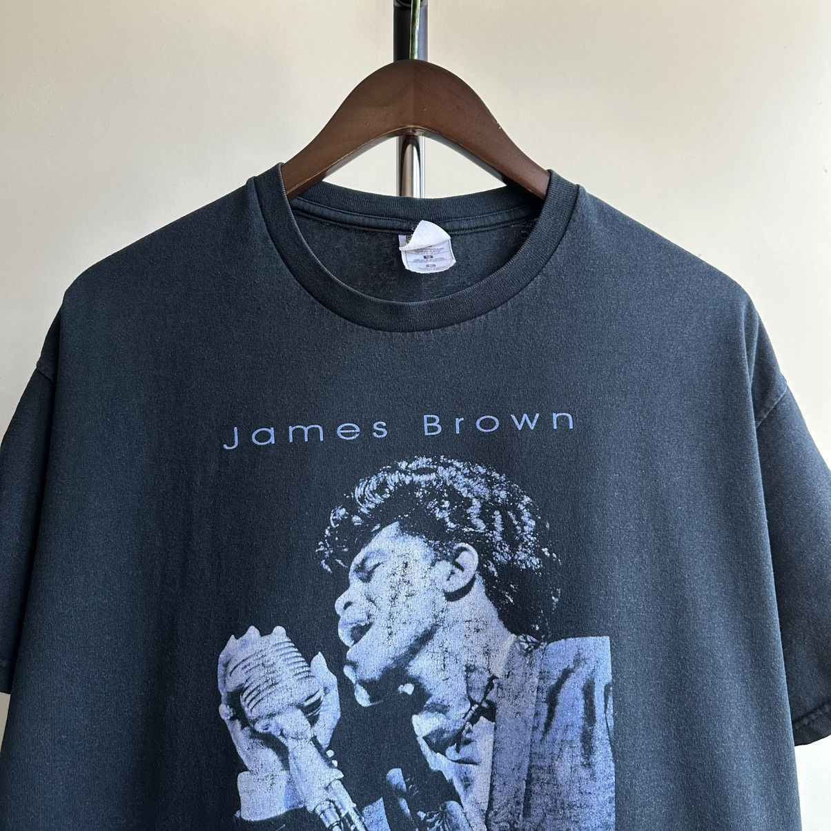 Band Tees Vintage 2001 James Brown Band Graphic Tee Size US XL / EU 56 / 4 - 2 Thumbnail