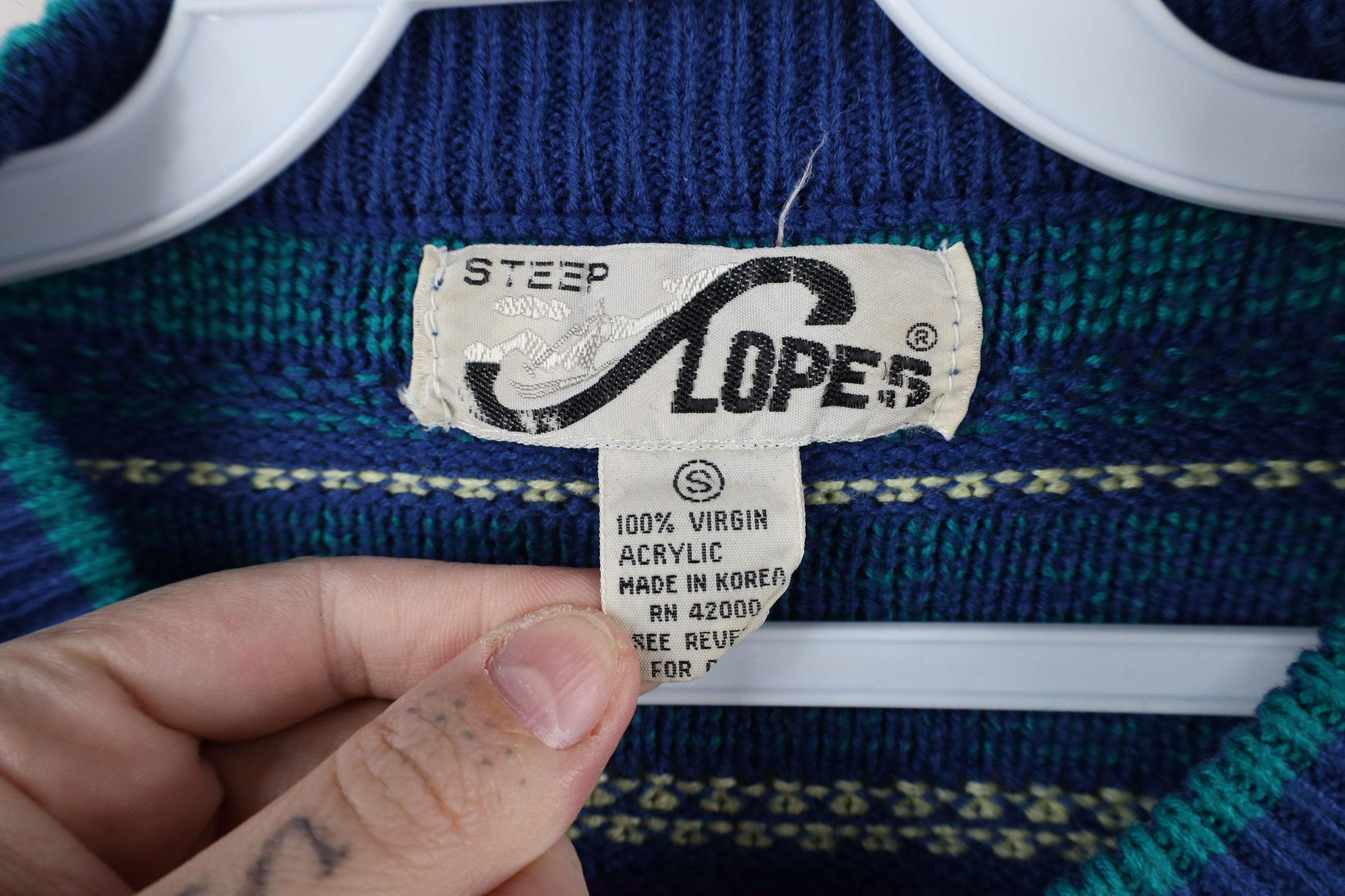 Vintage Vintage 90s Streetwear Fair Isle Knit Crewneck Sweater Size S / US 4 / IT 40 - 4 Thumbnail