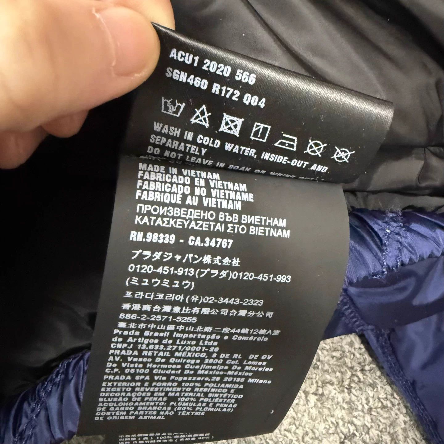 Prada Prada blue diamond quilted triangle down jacket 48 99 new Size XL / US 12-14 / IT 48-50 - 5 Thumbnail