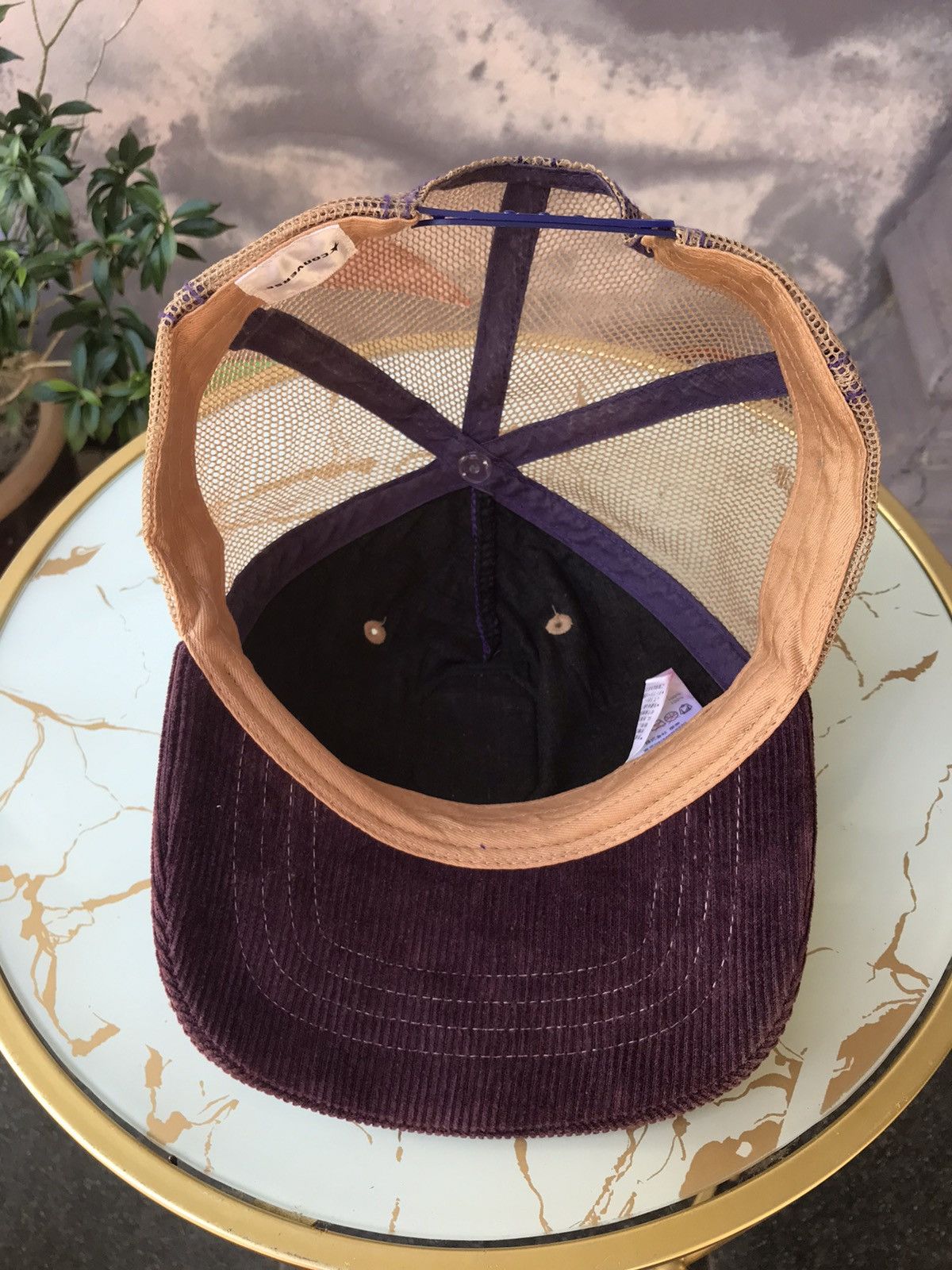 Vintage Vintage Converse Corduroy Logo Trucker Hat Size ONE SIZE - 8 Thumbnail